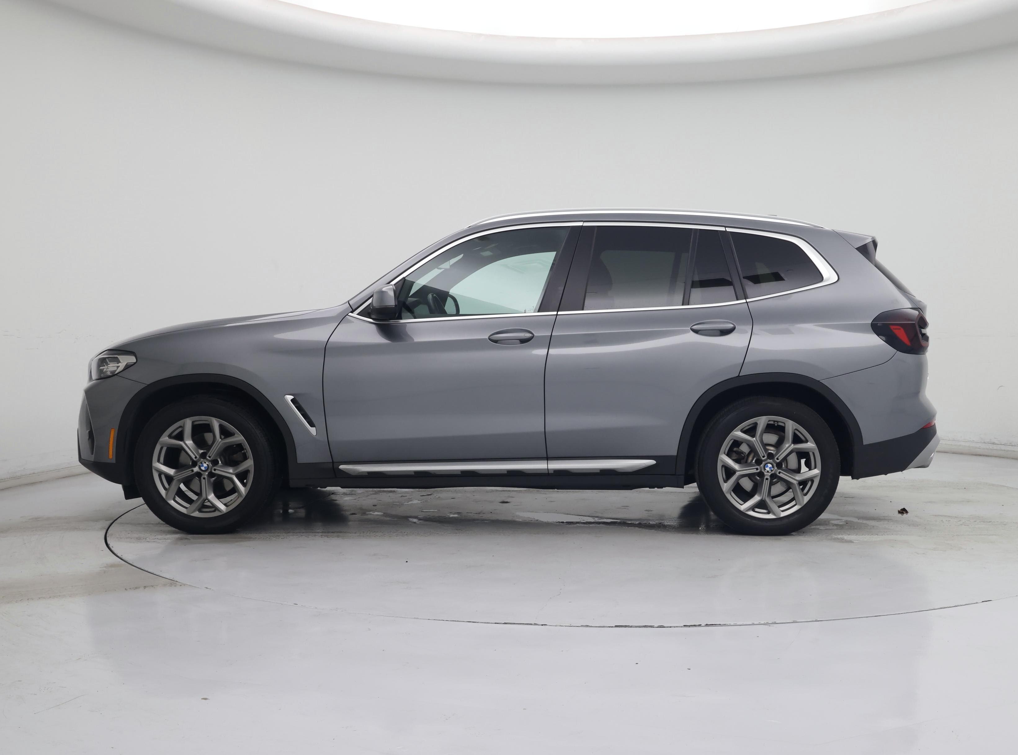 Thumbnail: 2023 BMW X3 - 3