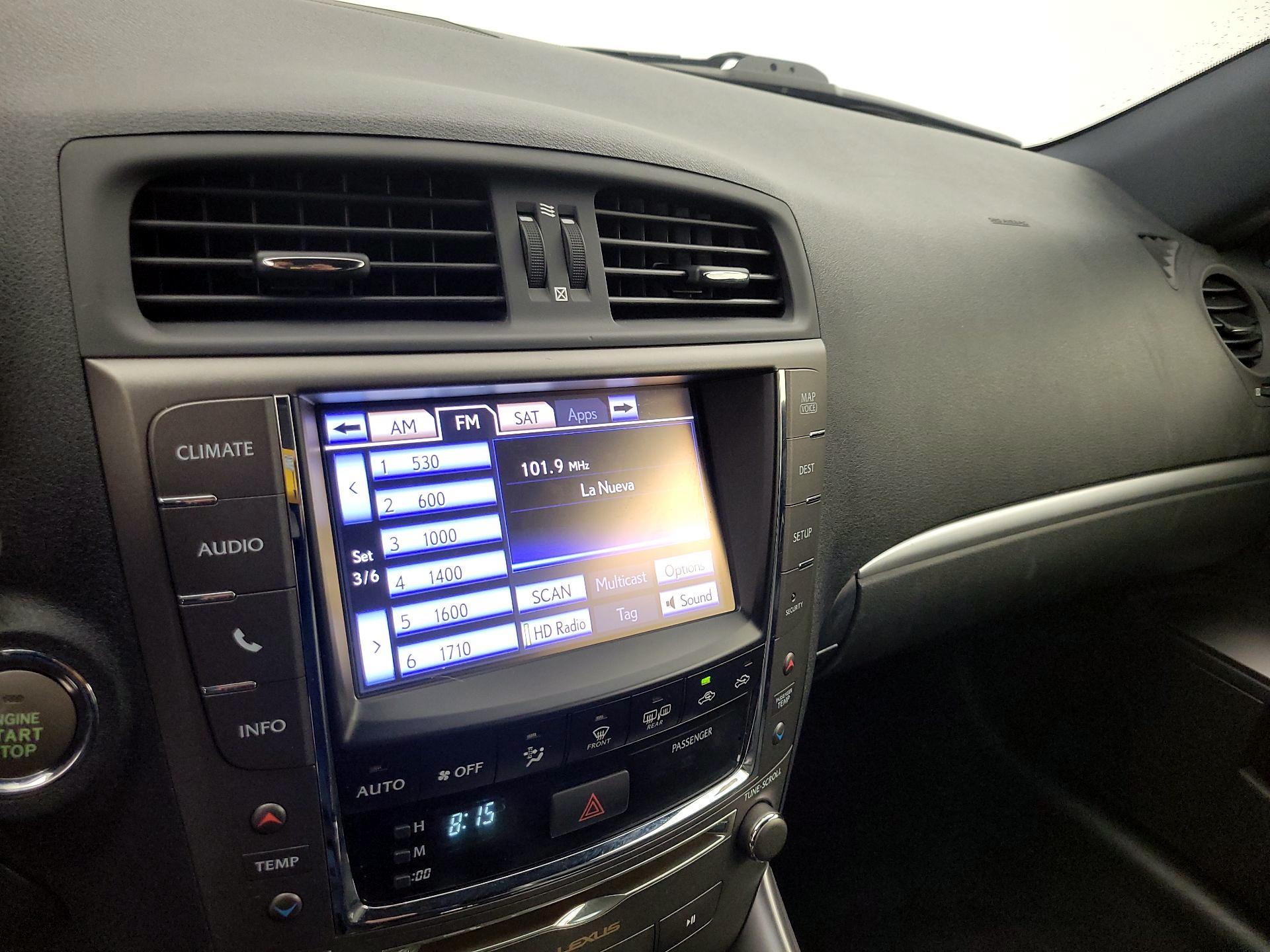 Thumbnail: 2015 Lexus IS - 15