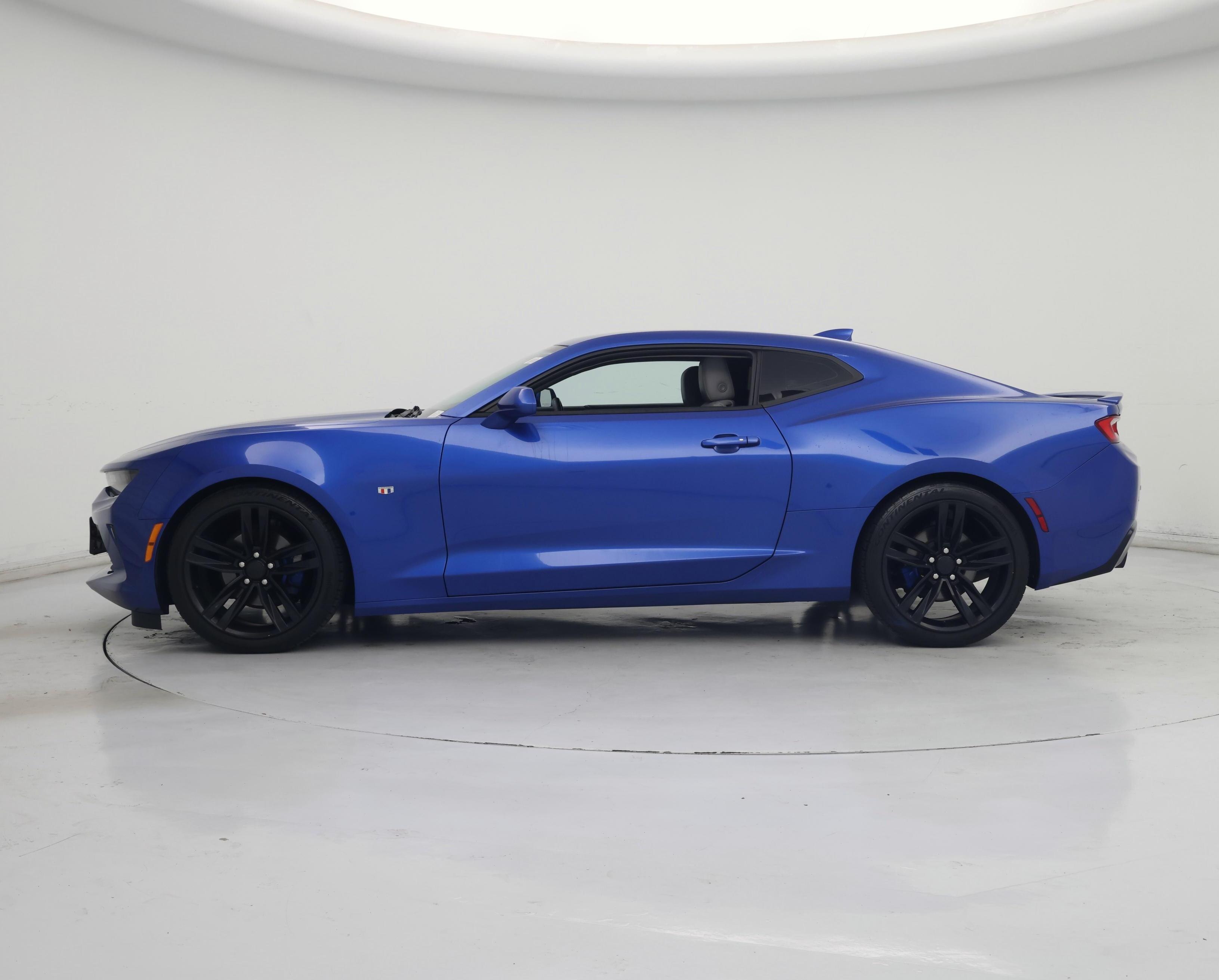 Thumbnail: 2017 Chevrolet Camaro - 3