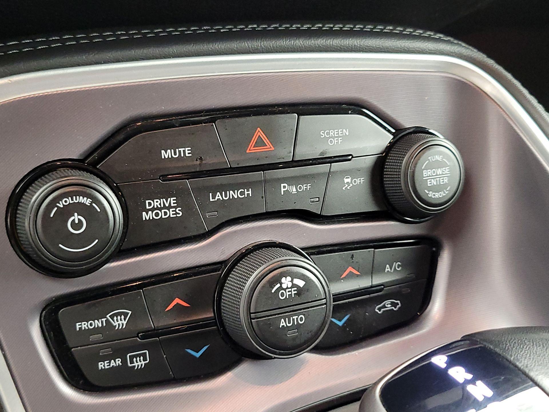 Thumbnail: 2019 Dodge Challenger - 16