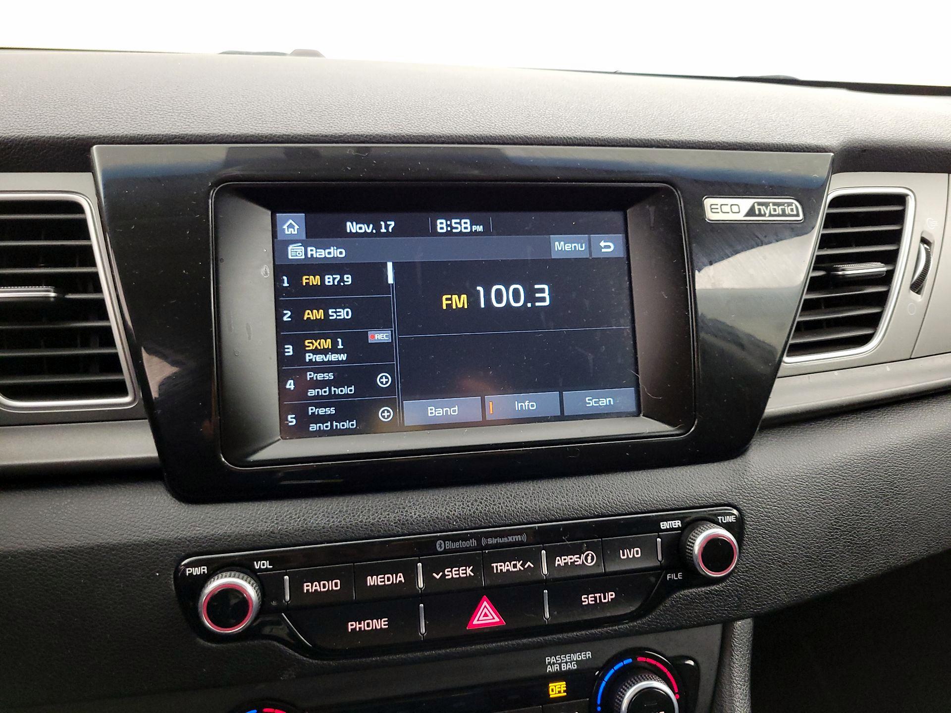 Thumbnail: 2019 Kia Niro - 15