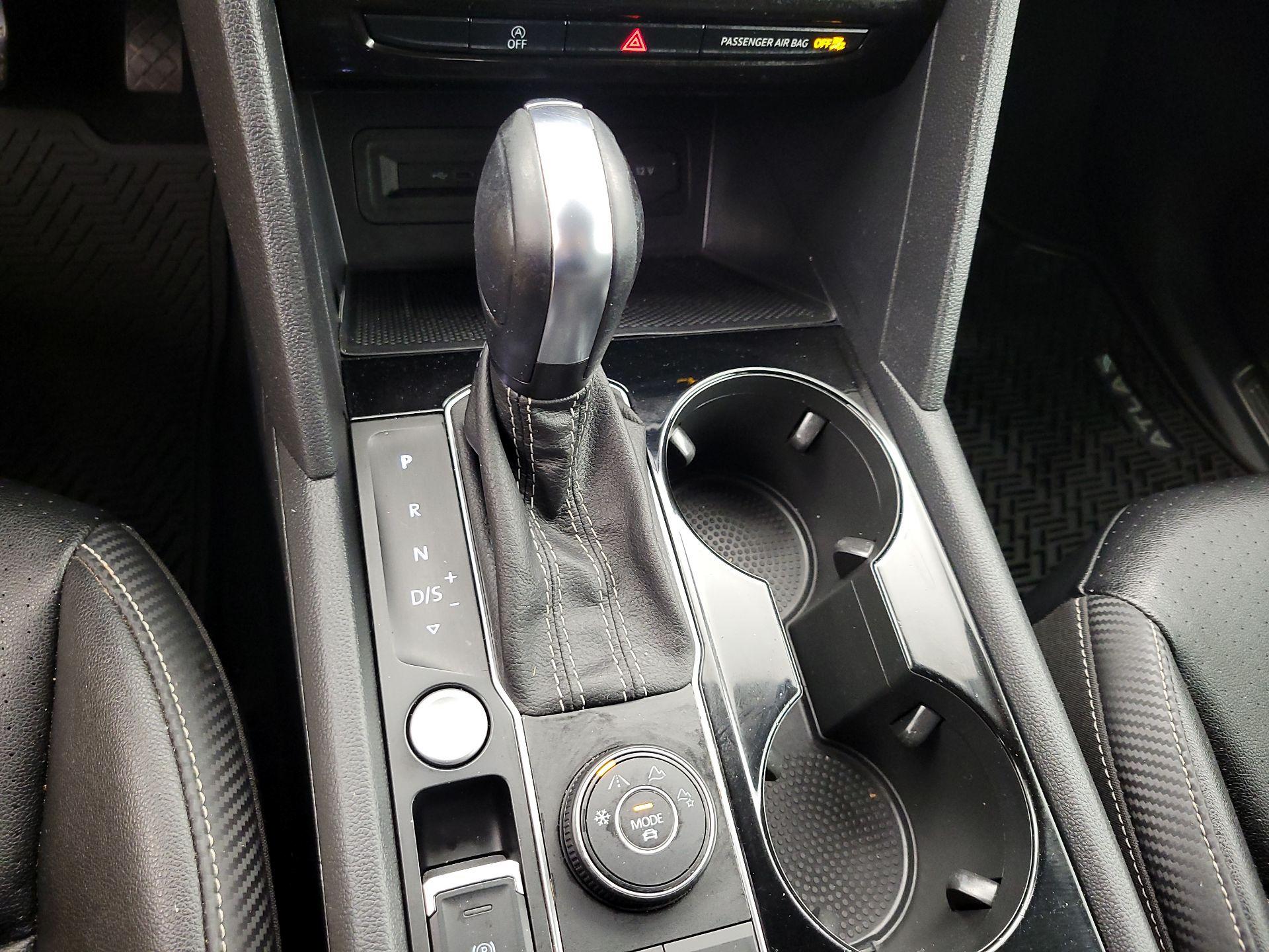 Thumbnail: 2022 Volkswagen Atlas - 17