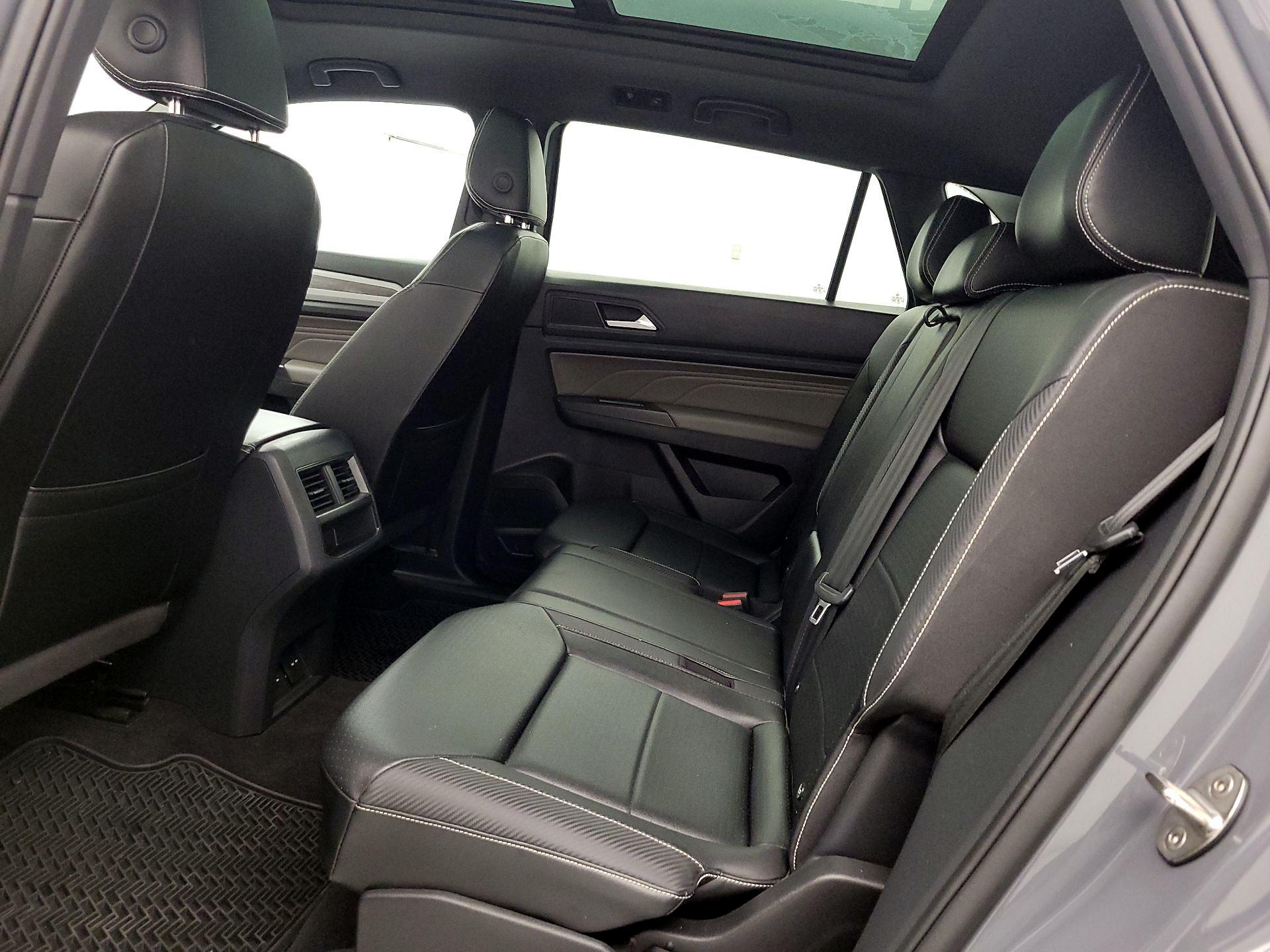 Thumbnail: 2022 Volkswagen Atlas - 20