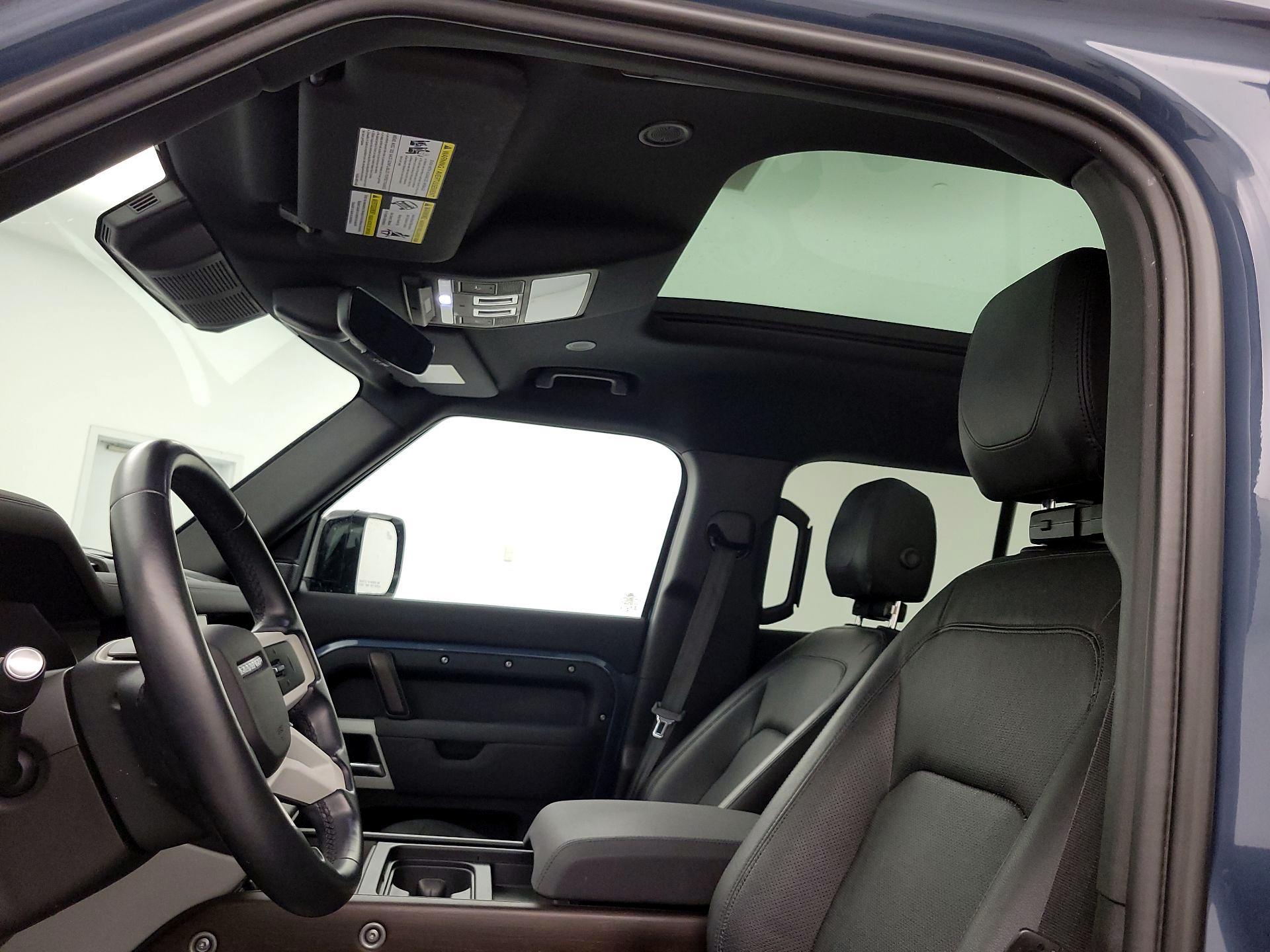 Thumbnail: 2023 Land Rover Defender - 20