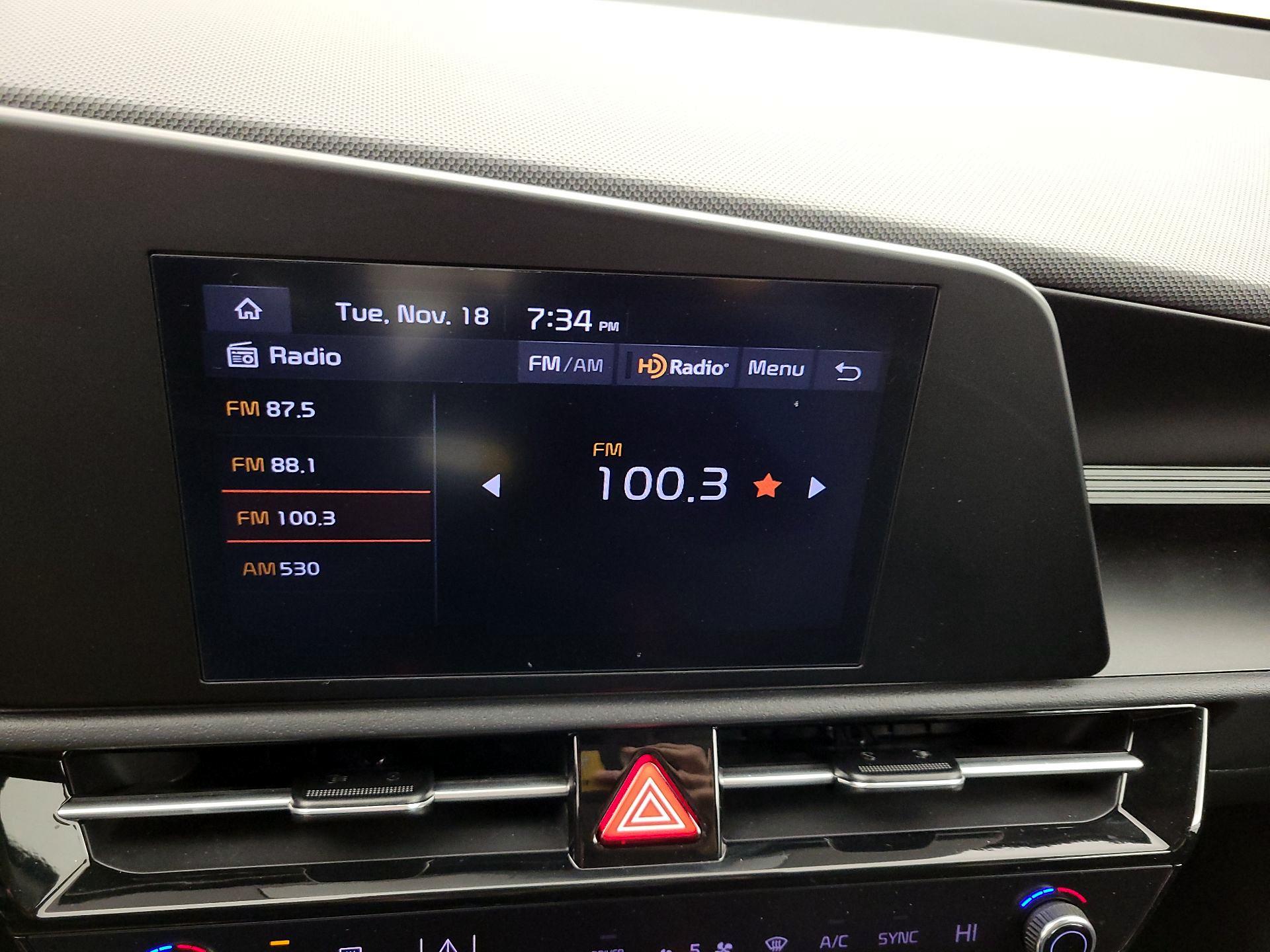 Thumbnail: 2023 Kia Niro - 15