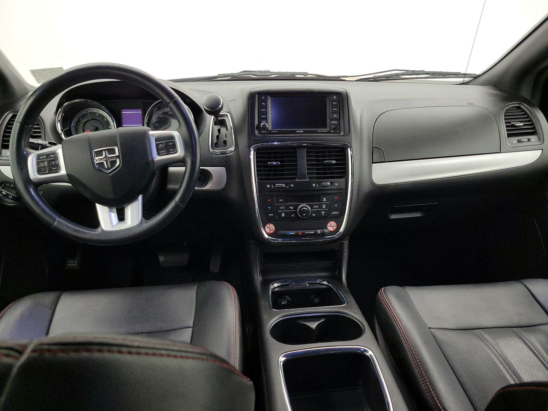 Thumbnail: 2018 Dodge Grand Caravan - 9