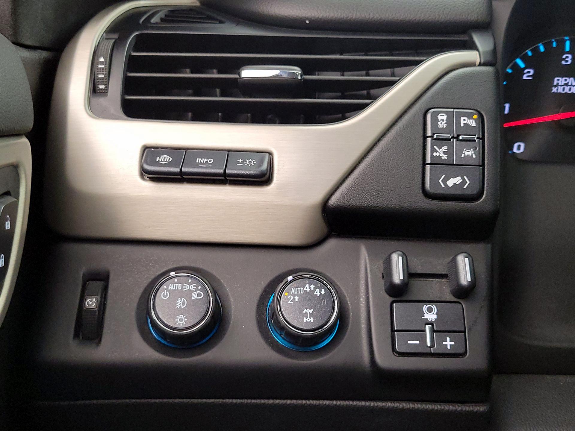 Thumbnail: 2020 GMC Yukon XL - 13