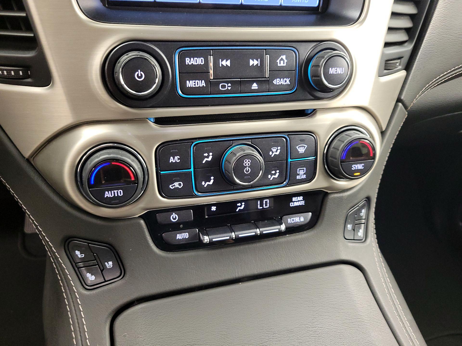 Thumbnail: 2020 GMC Yukon XL - 17