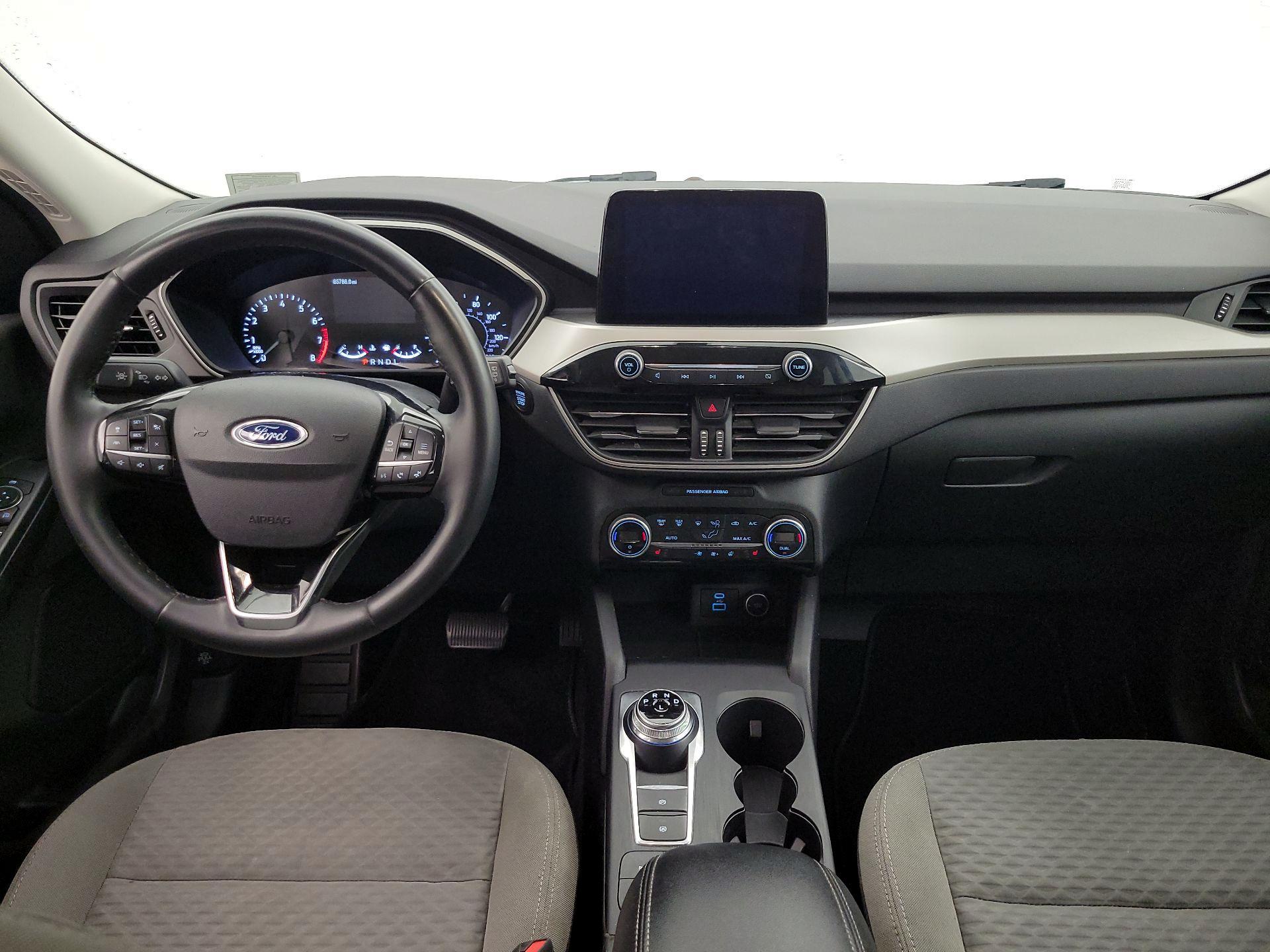 Thumbnail: 2021 Ford Escape - 9