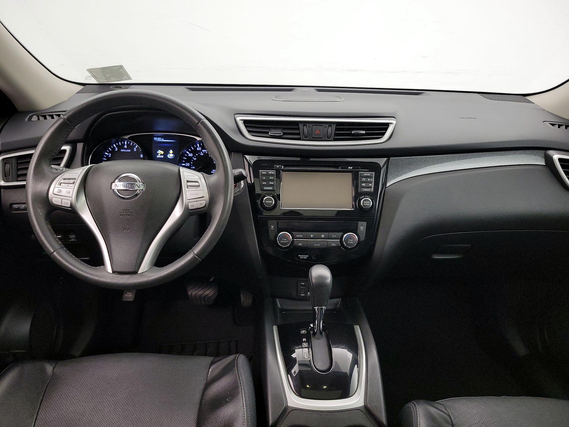 Thumbnail: 2016 Nissan Rogue - 9