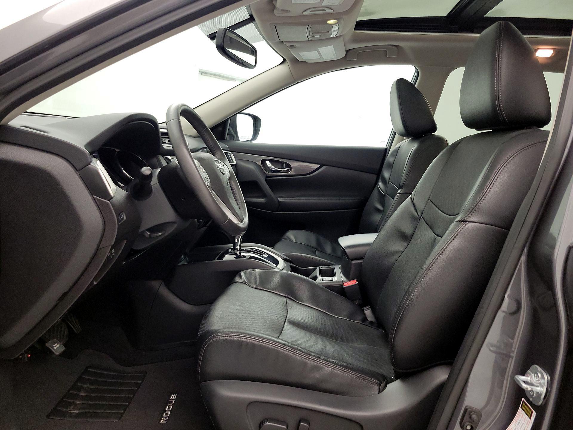 Thumbnail: 2016 Nissan Rogue - 11