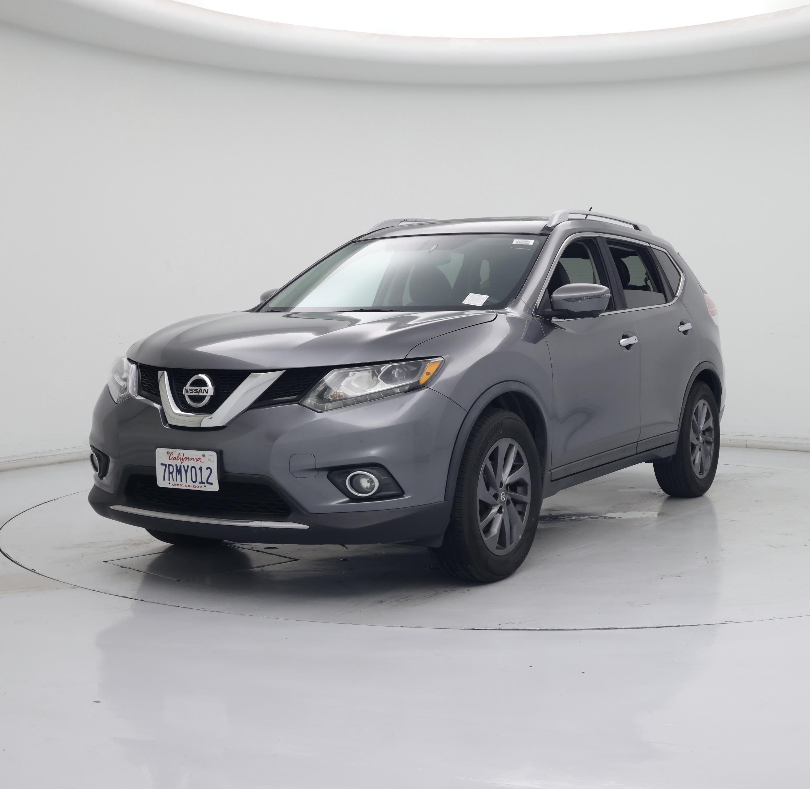 Thumbnail: 2016 Nissan Rogue - 4