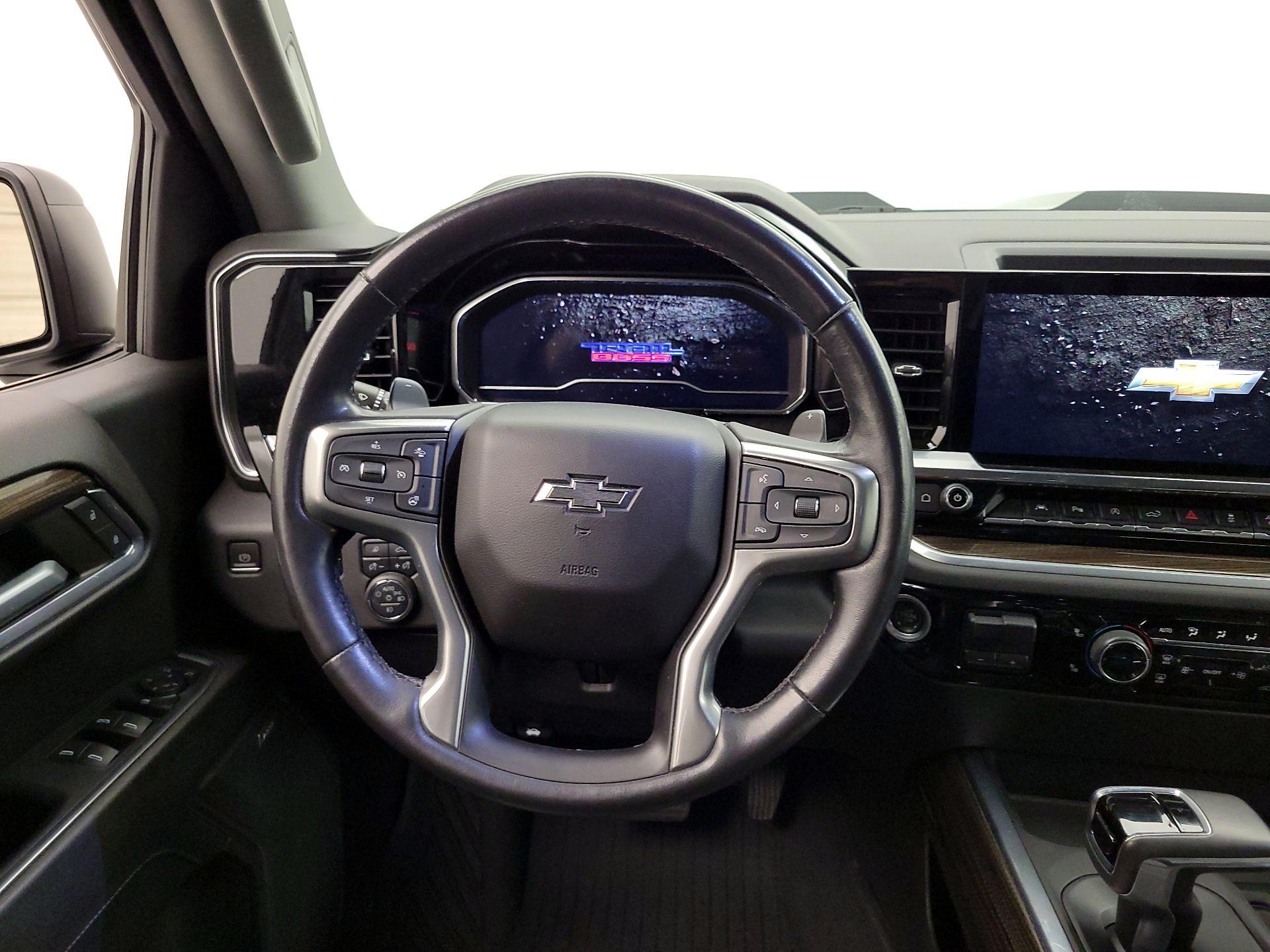 Thumbnail: 2022 Chevrolet Silverado 1500 - 10