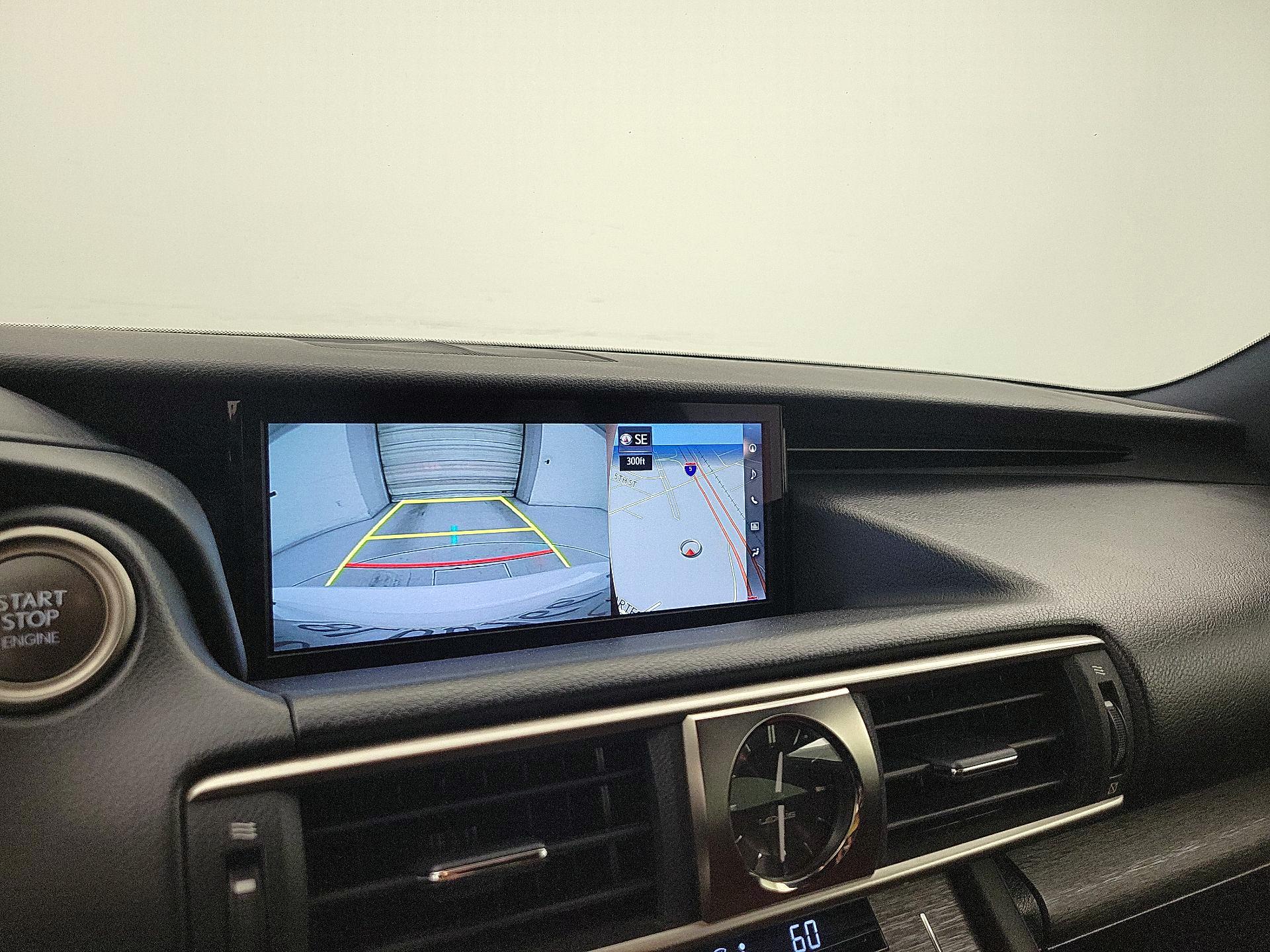 Thumbnail: 2019 Lexus IS - 15