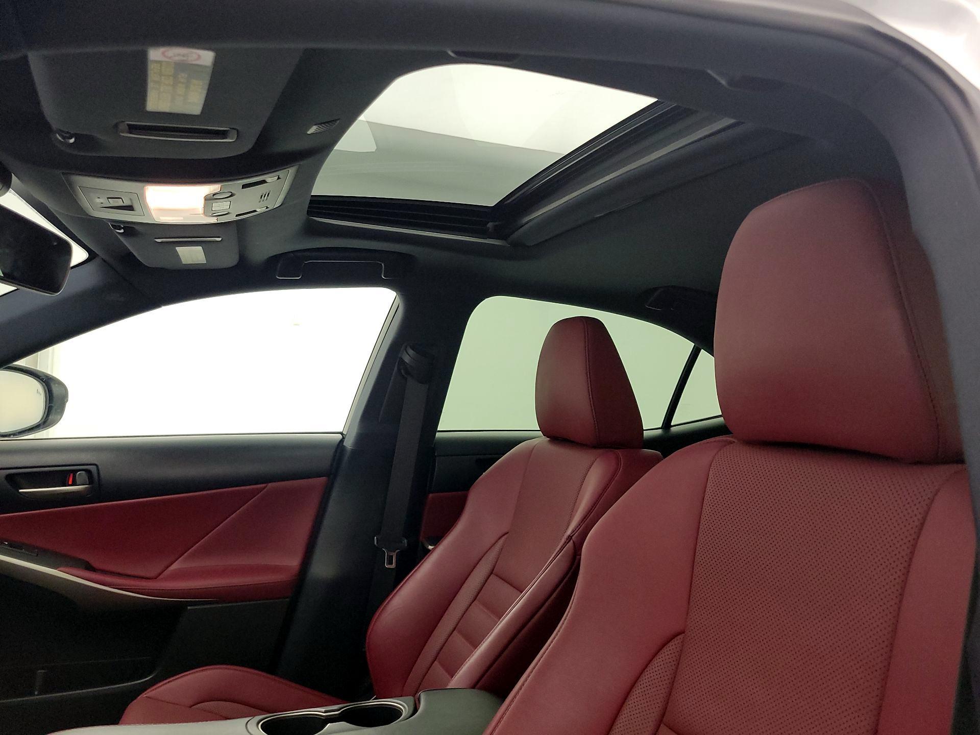 Thumbnail: 2019 Lexus IS - 19