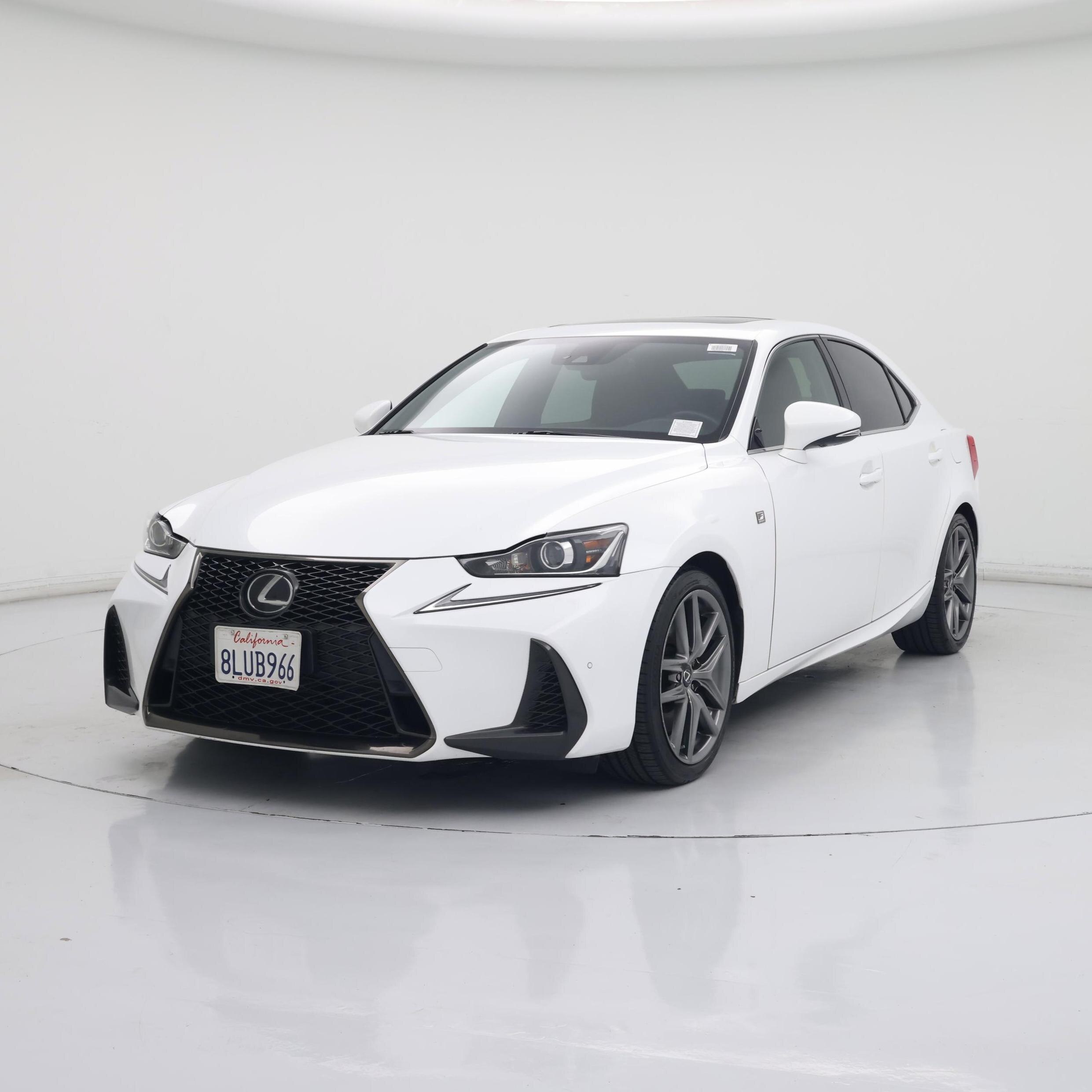 Thumbnail: 2019 Lexus IS - 4