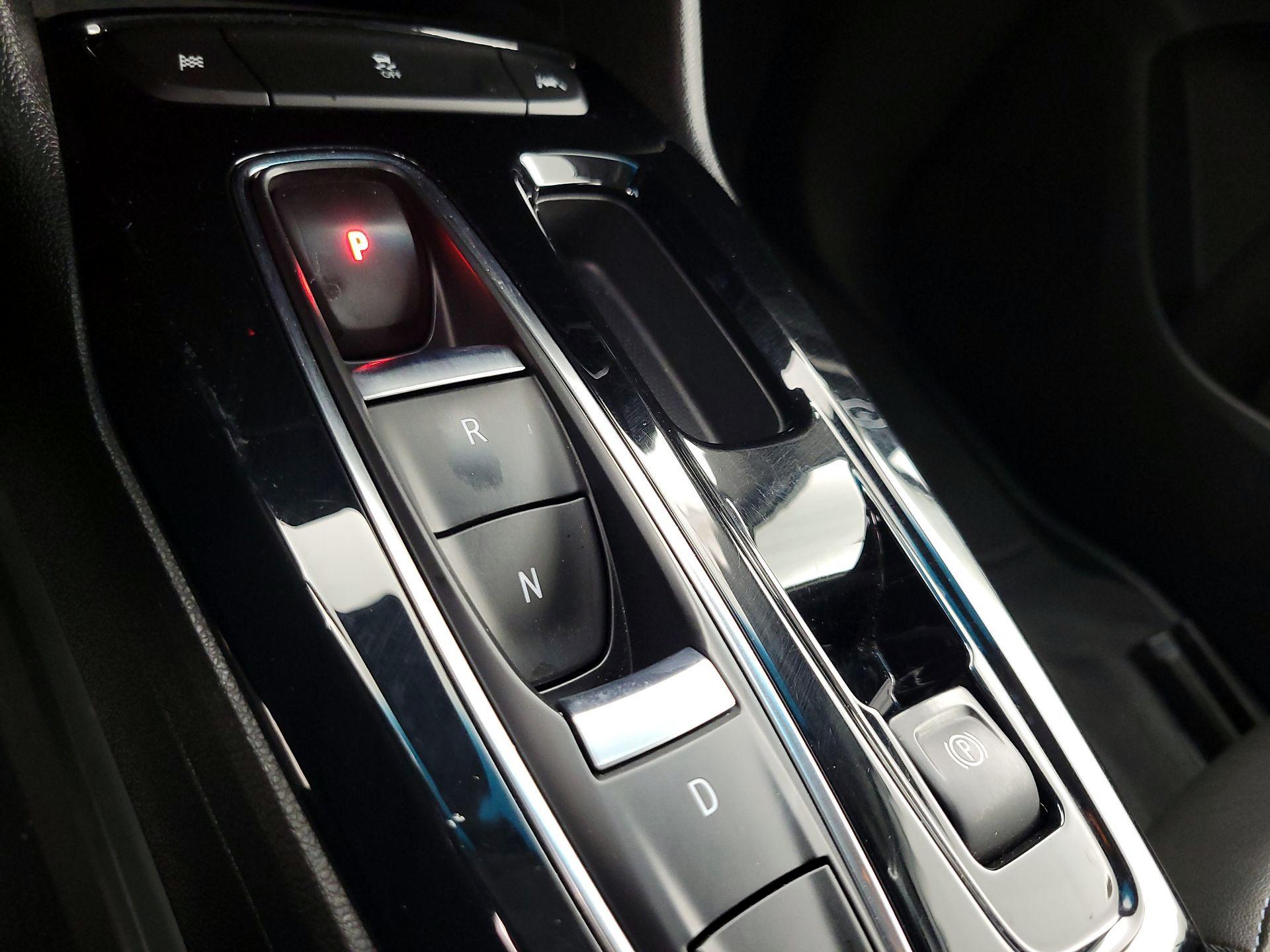 Thumbnail: 2023 Chevrolet Bolt EV - 17