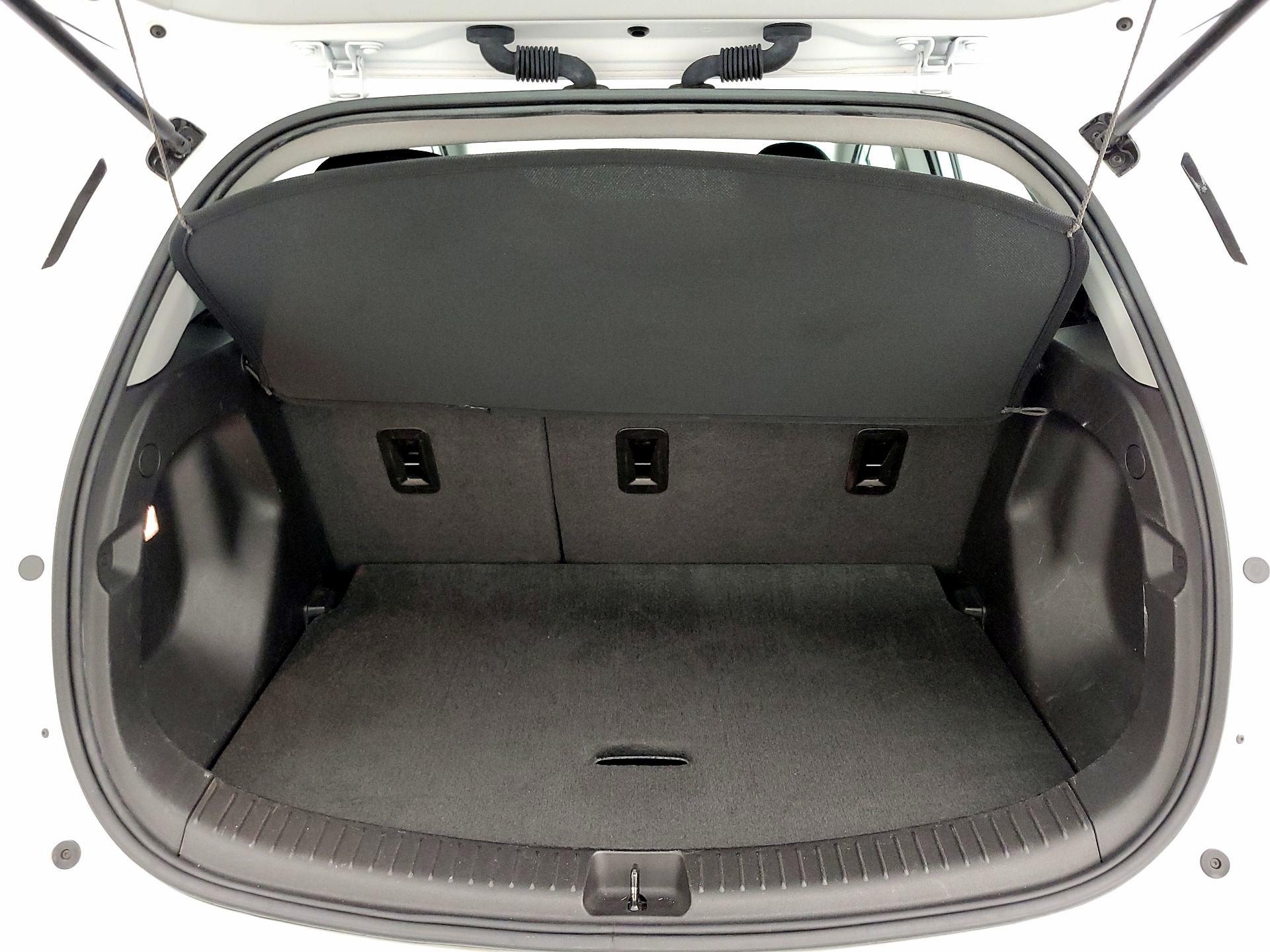 Thumbnail: 2023 Chevrolet Bolt EV - 19