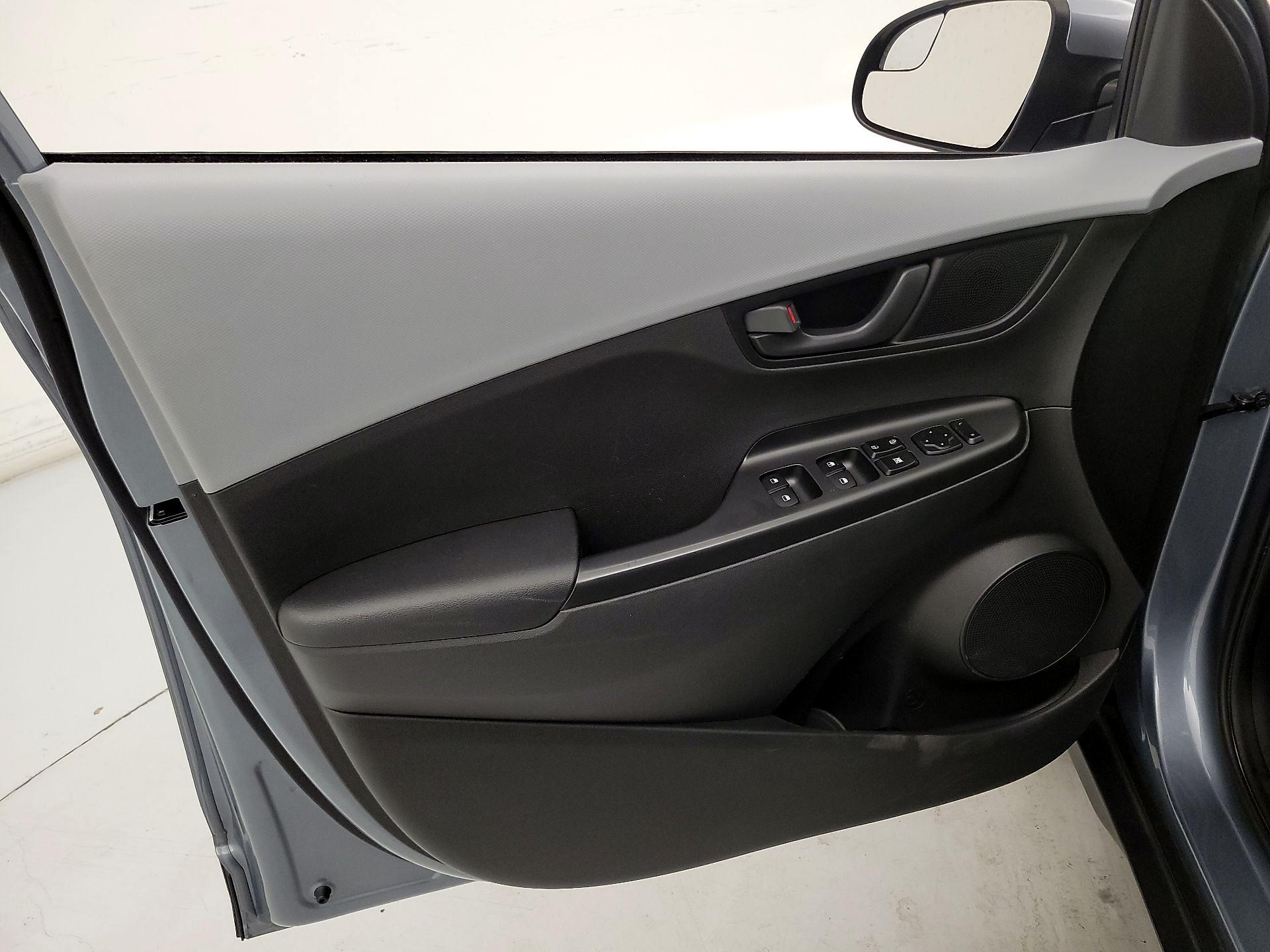 Thumbnail: 2019 Hyundai Kona - 12