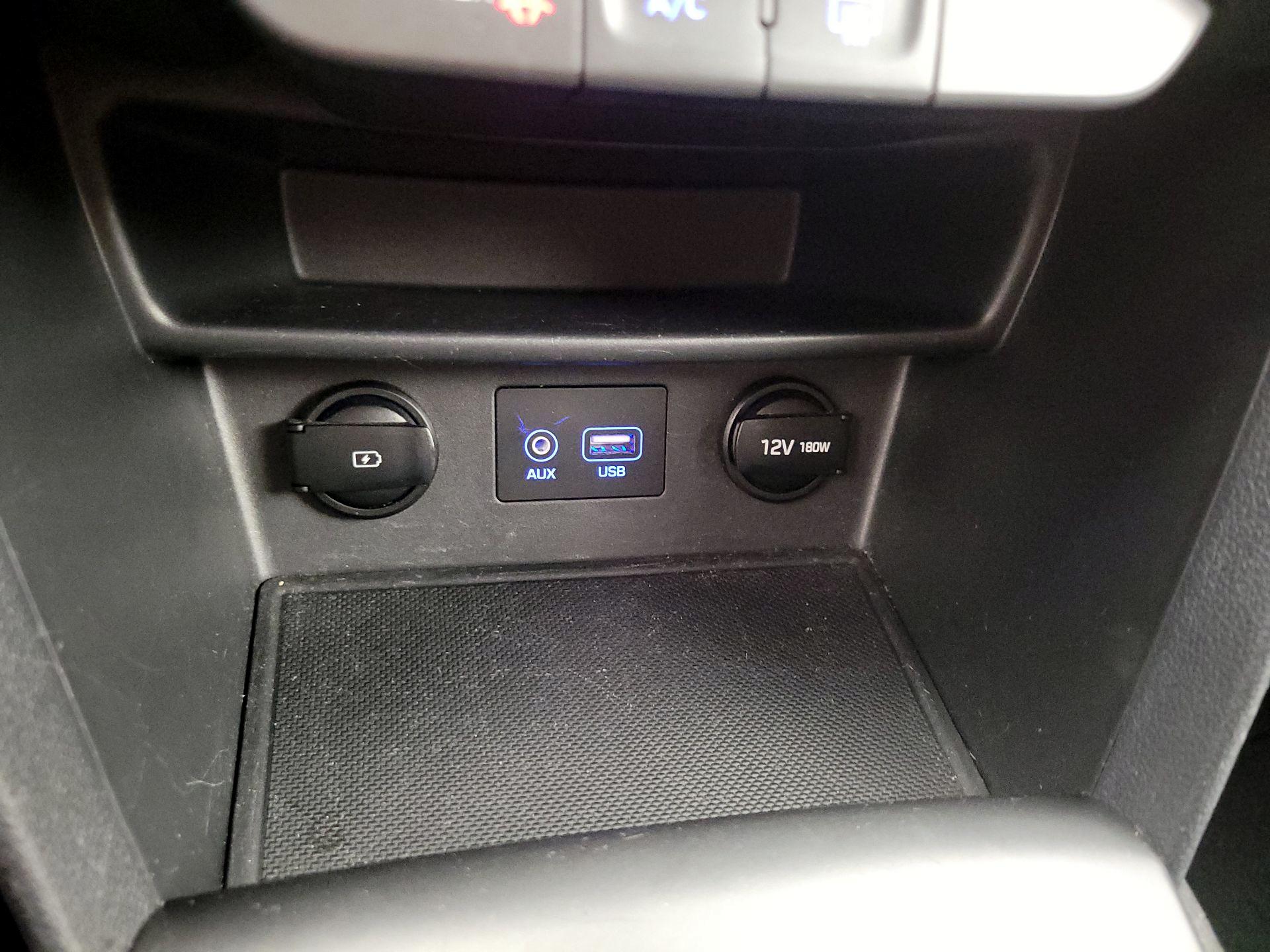 Thumbnail: 2019 Hyundai Kona - 18