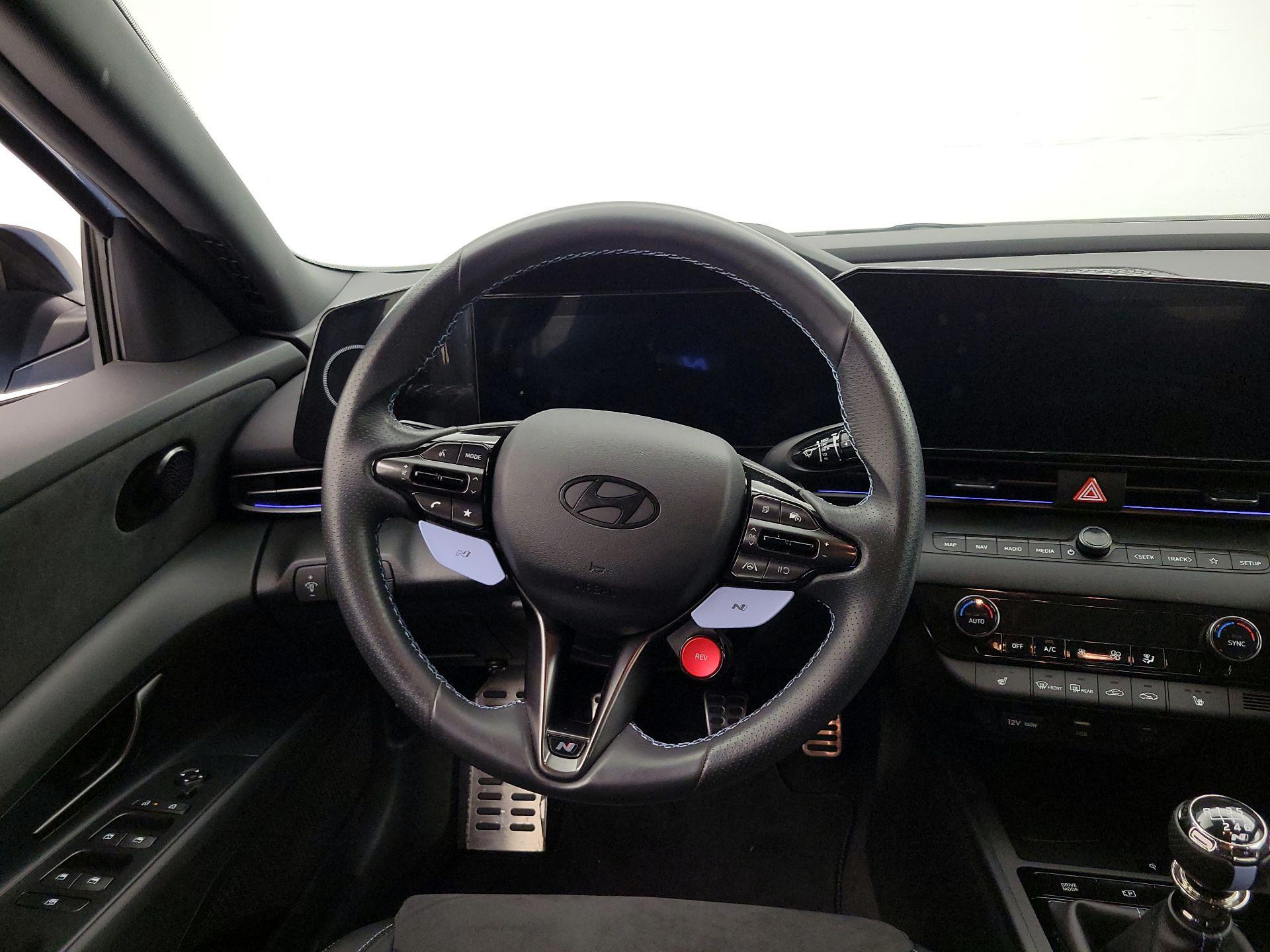 Thumbnail: 2025 Hyundai Elantra - 10