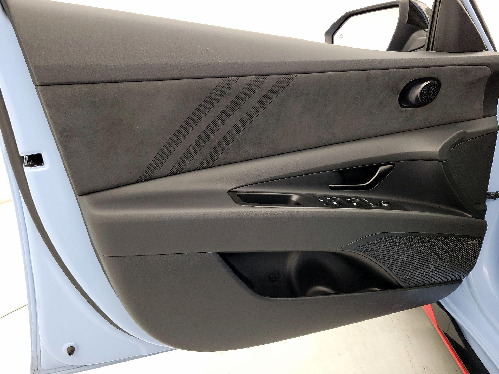 Thumbnail: 2025 Hyundai Elantra - 12