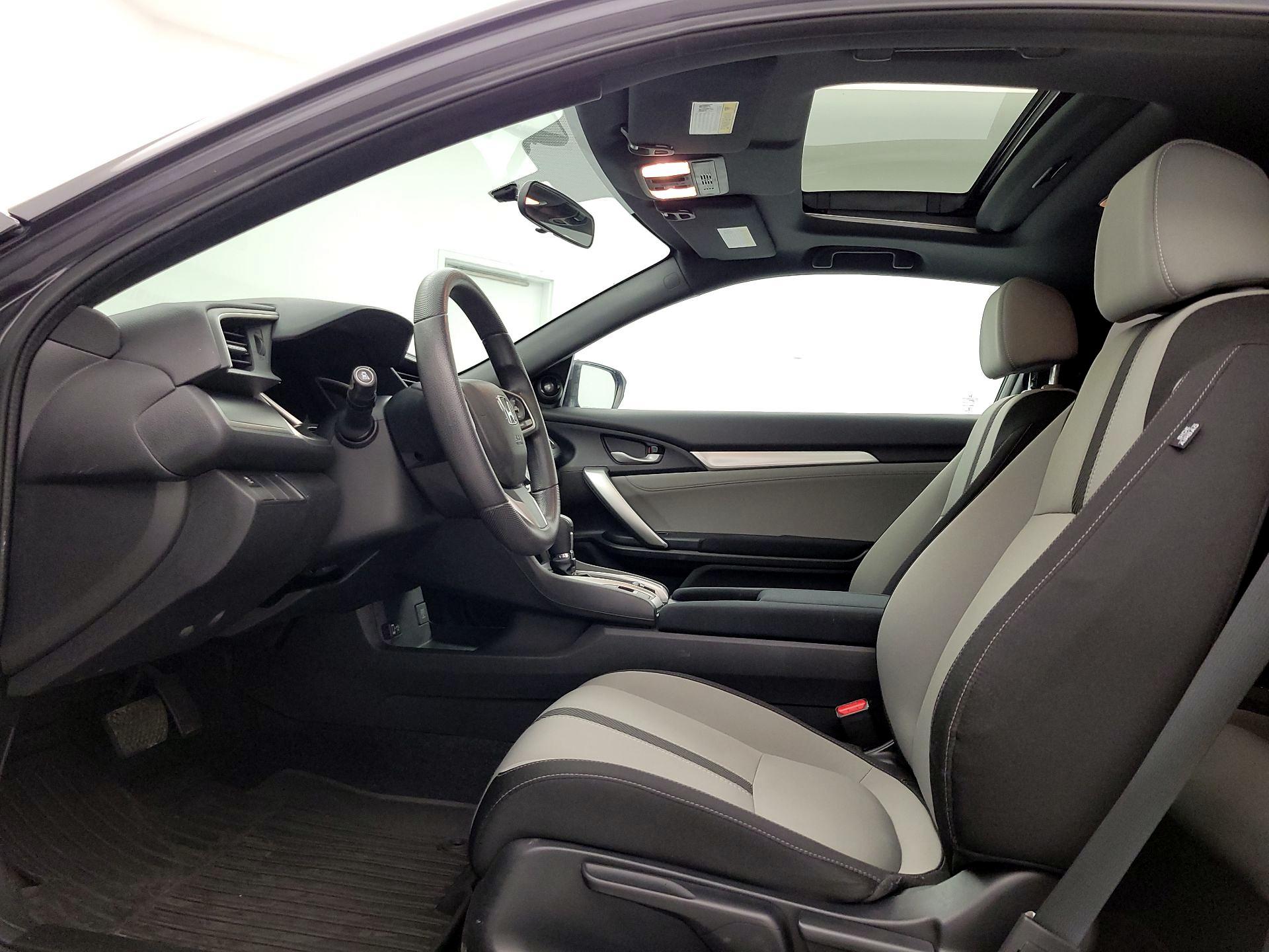 Thumbnail: 2017 Honda Civic - 11