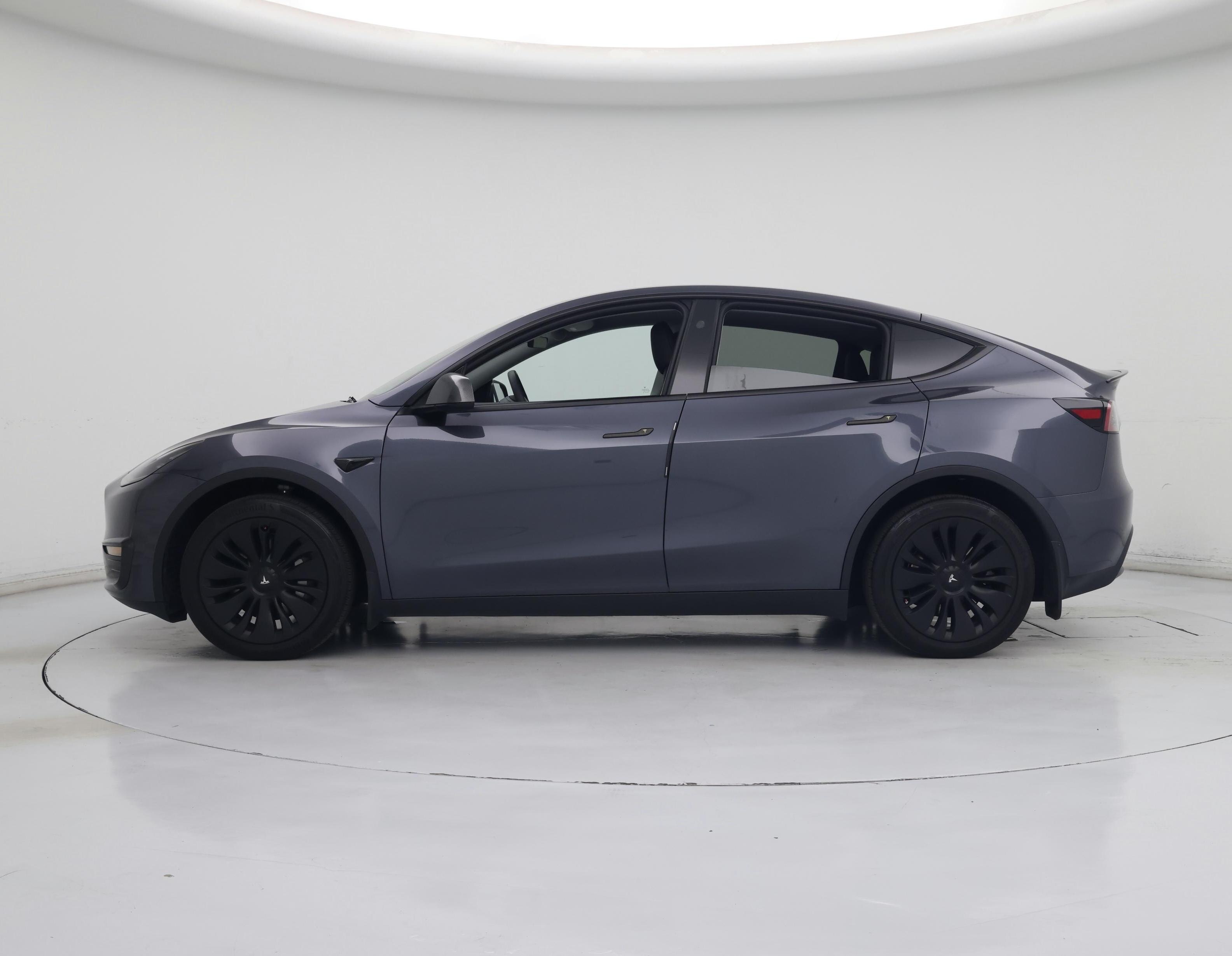 Thumbnail: 2023 Tesla Model Y - 3