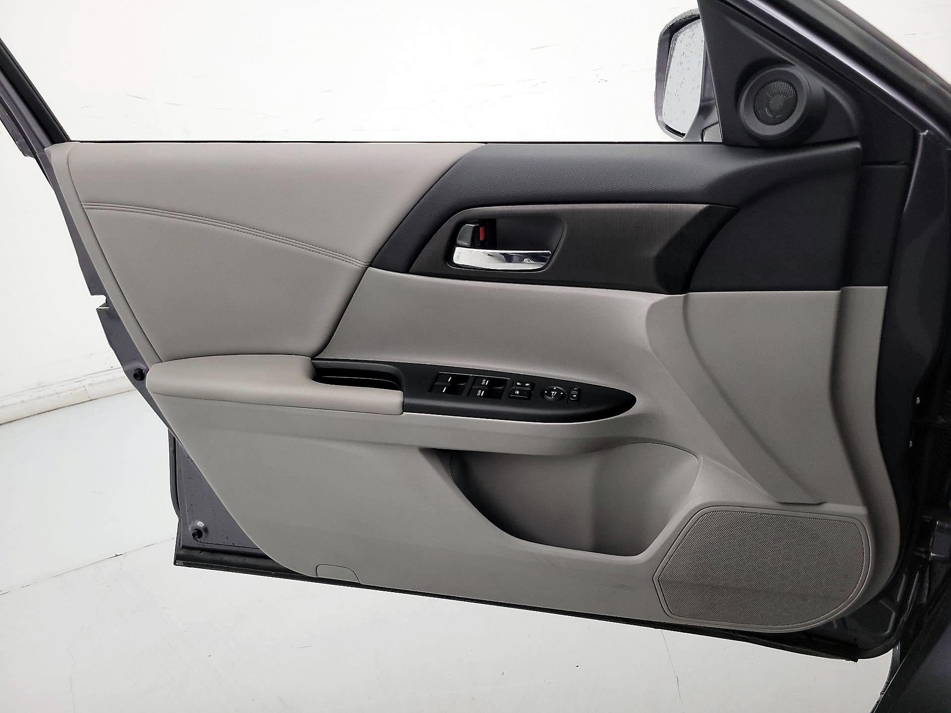 Thumbnail: 2014 Honda Accord - 12