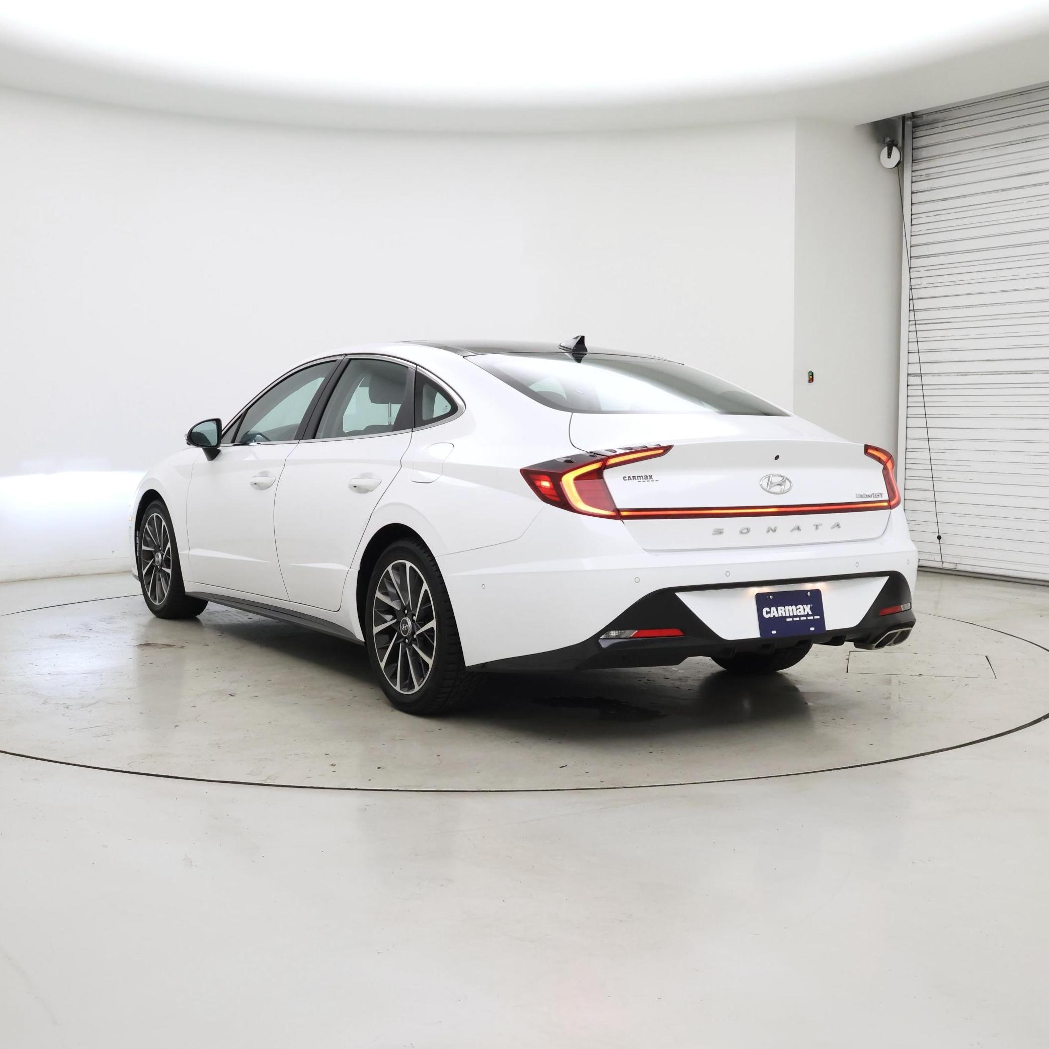 Thumbnail: 2023 Hyundai Sonata - 2