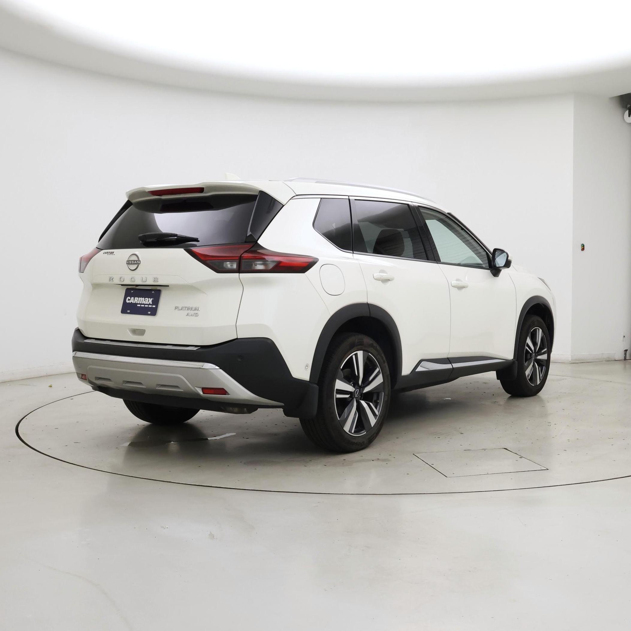 Thumbnail: 2023 Nissan Rogue - 8