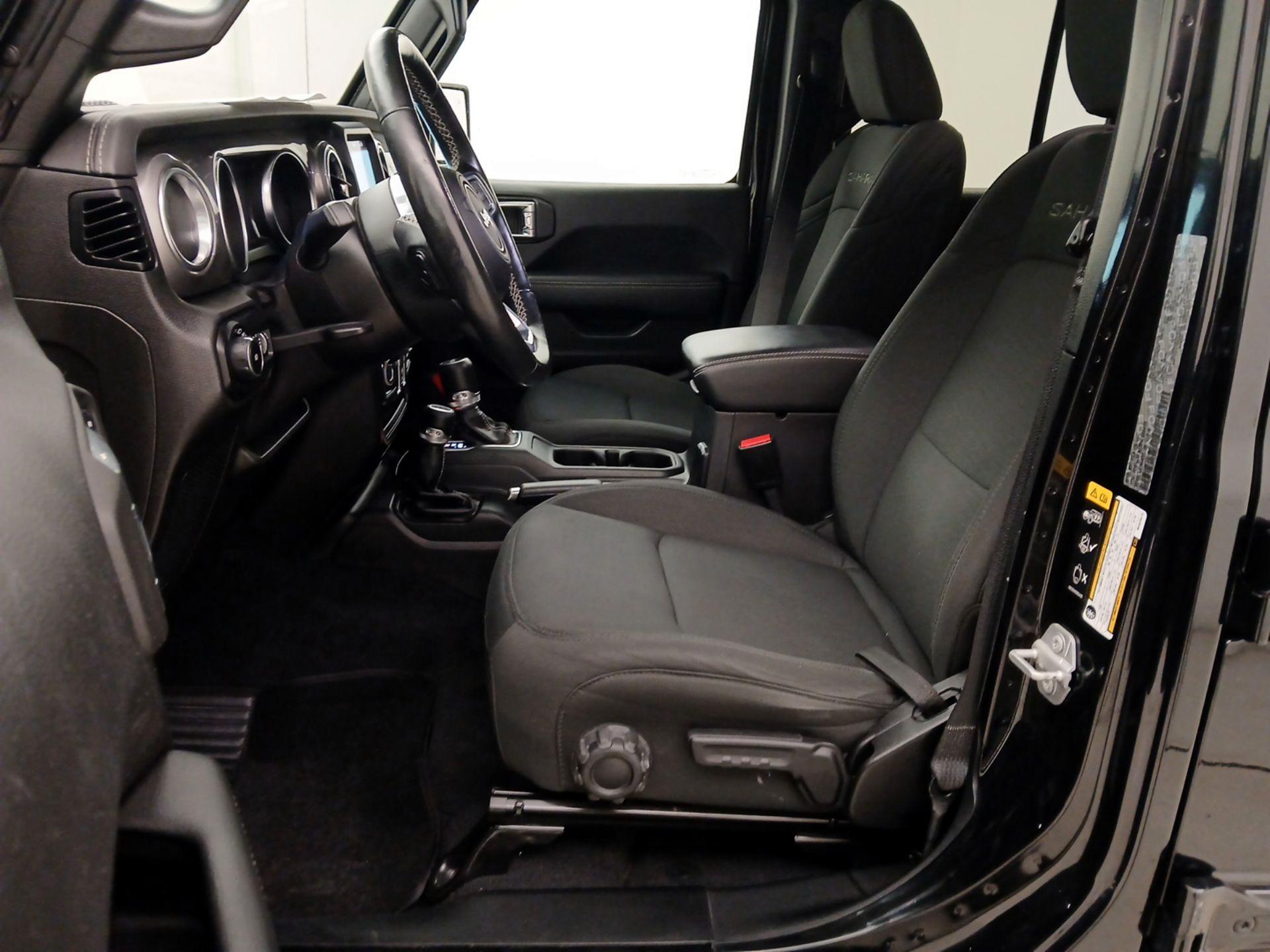 Thumbnail: 2021 Jeep Wrangler - 11