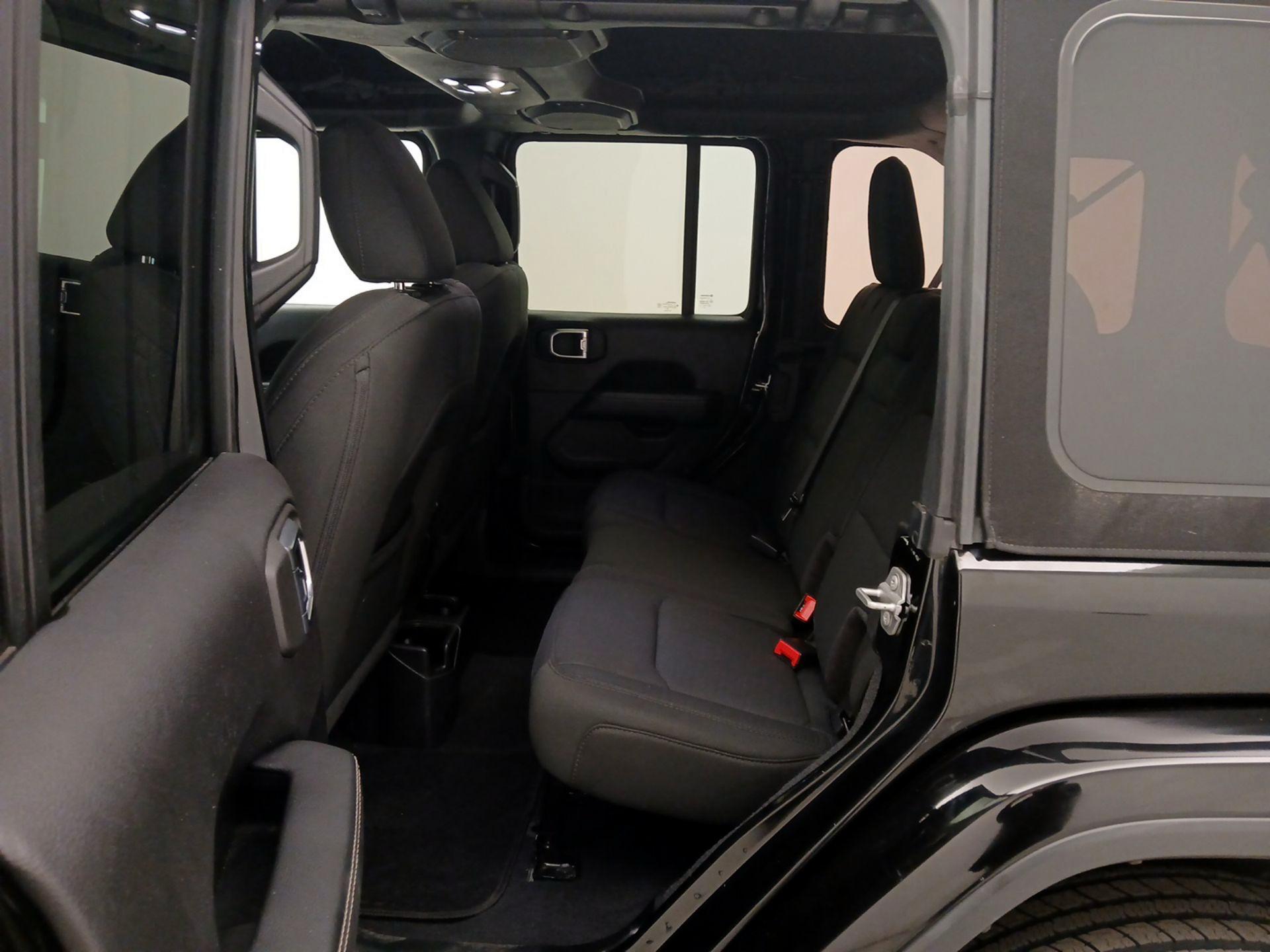 Thumbnail: 2021 Jeep Wrangler - 20