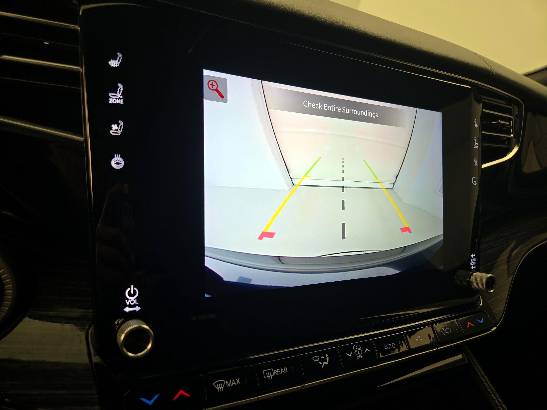 Thumbnail: 2022 Jeep Wagoneer - 15