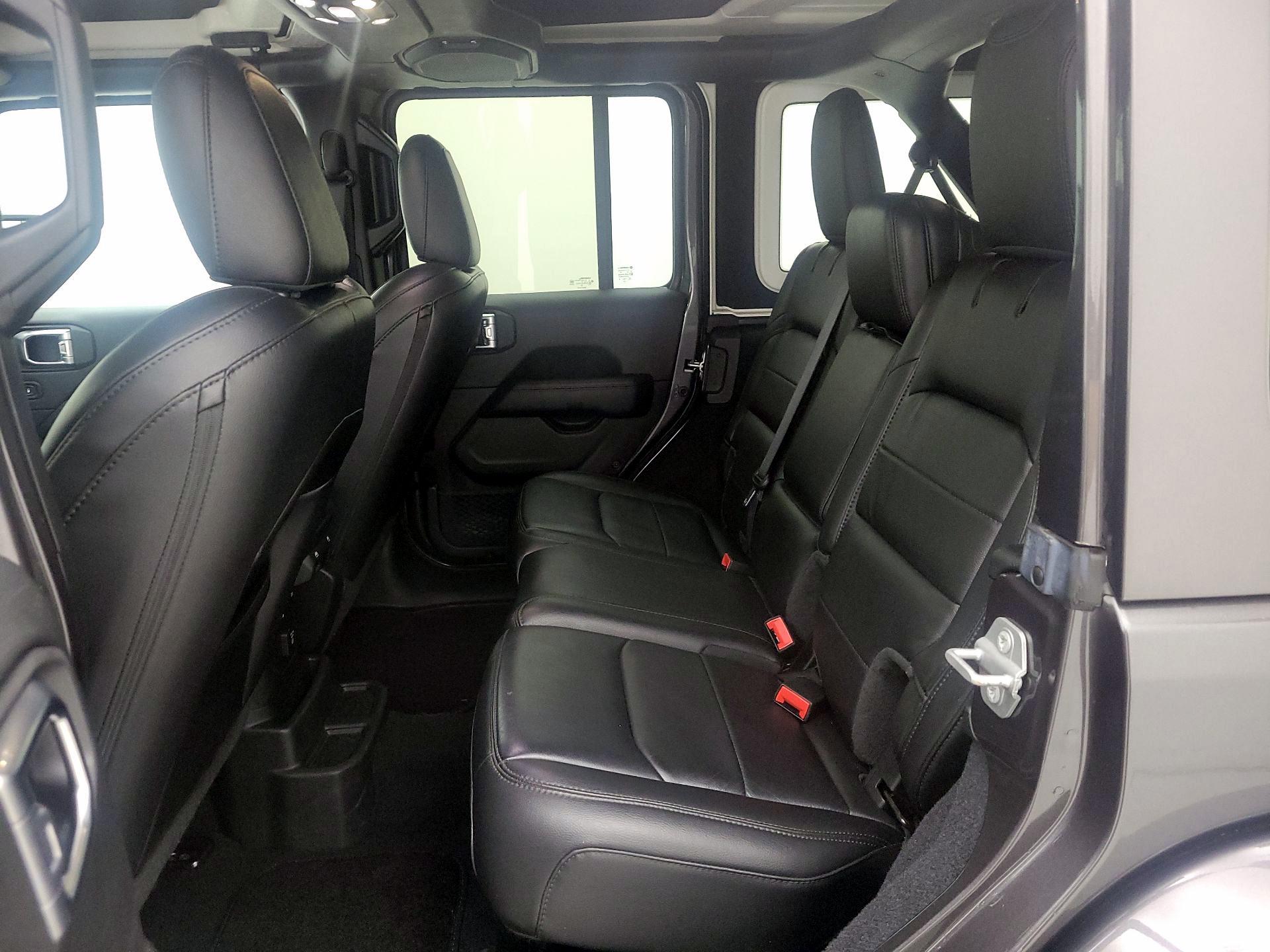 Thumbnail: 2020 Jeep Wrangler - 19