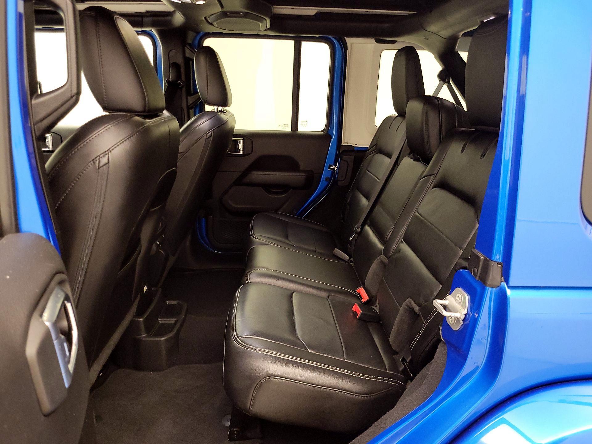 Thumbnail: 2022 Jeep Wrangler - 20