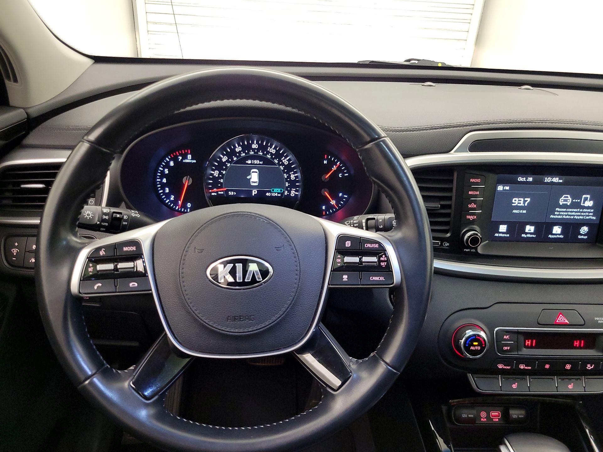 Thumbnail: 2020 Kia Sorento - 10