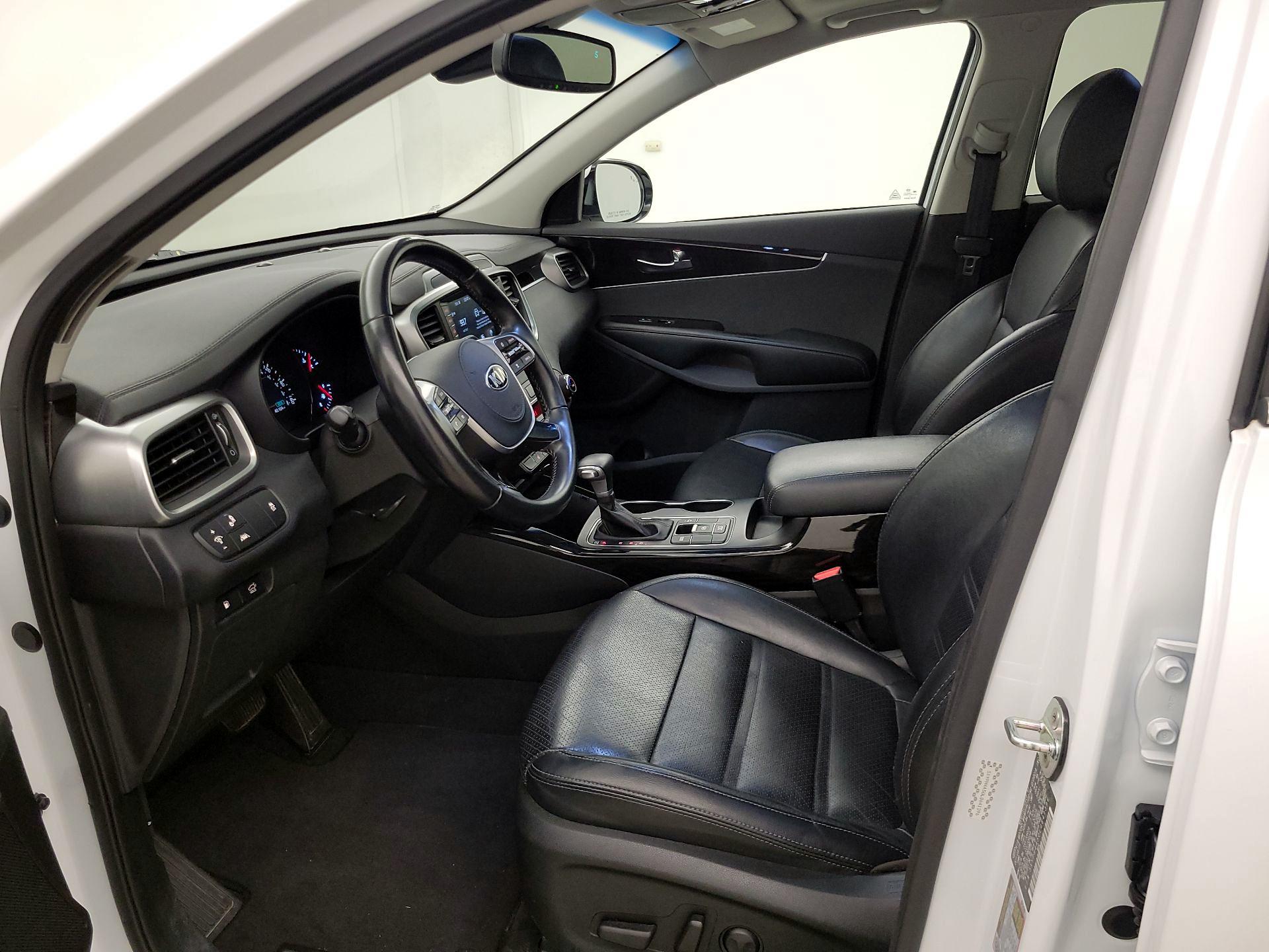 Thumbnail: 2020 Kia Sorento - 11