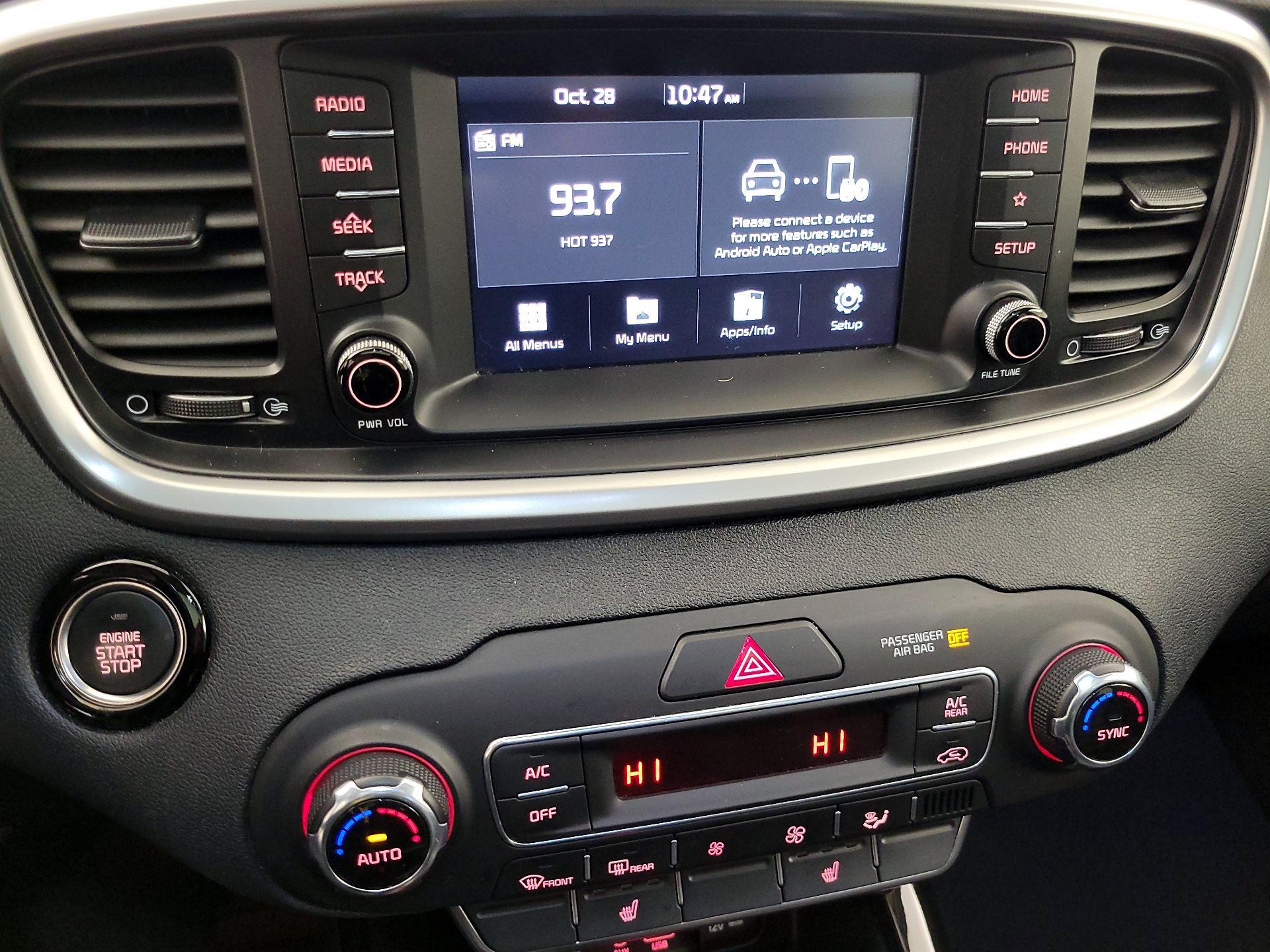 Thumbnail: 2020 Kia Sorento - 15