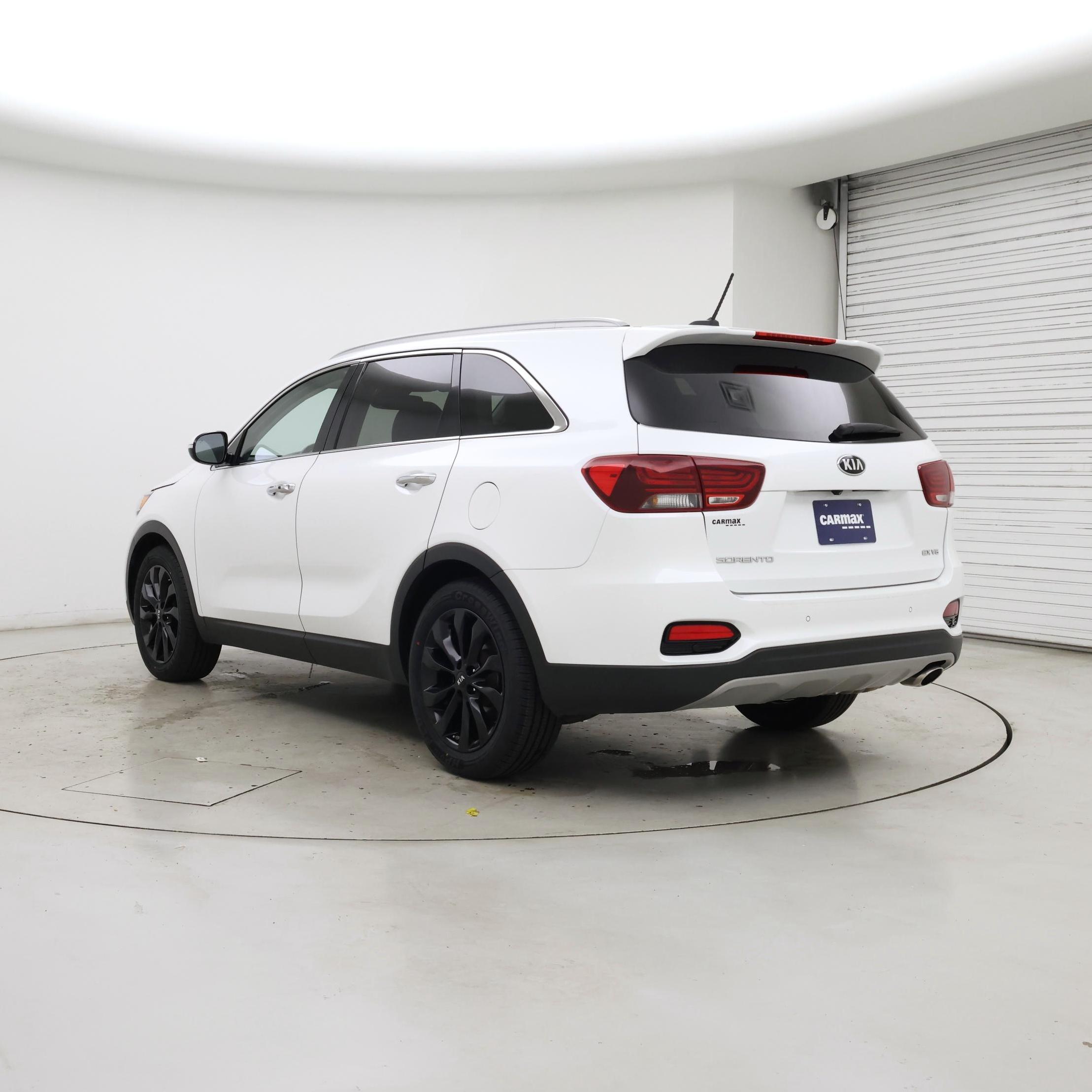 Thumbnail: 2020 Kia Sorento - 2