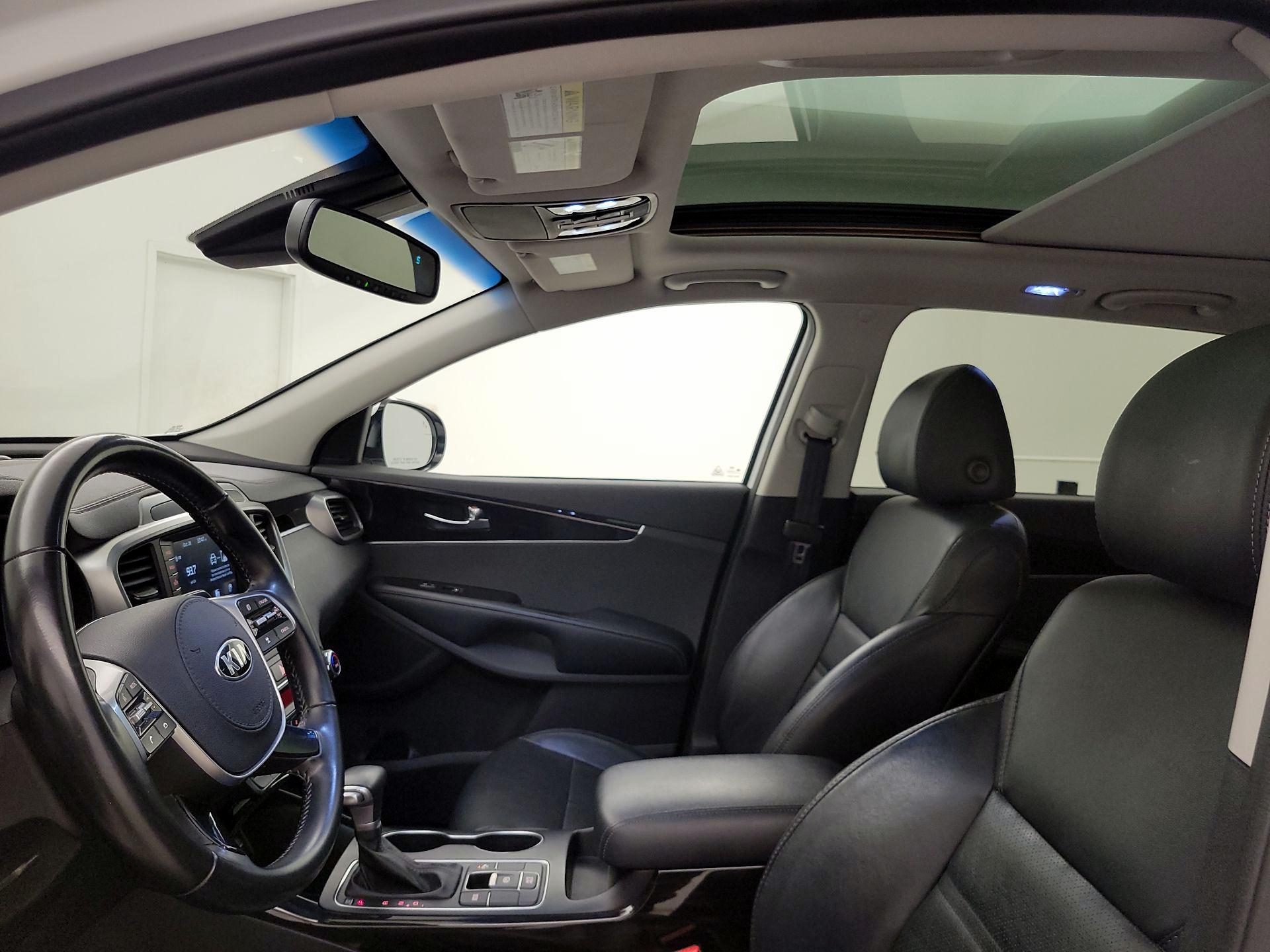 Thumbnail: 2020 Kia Sorento - 19