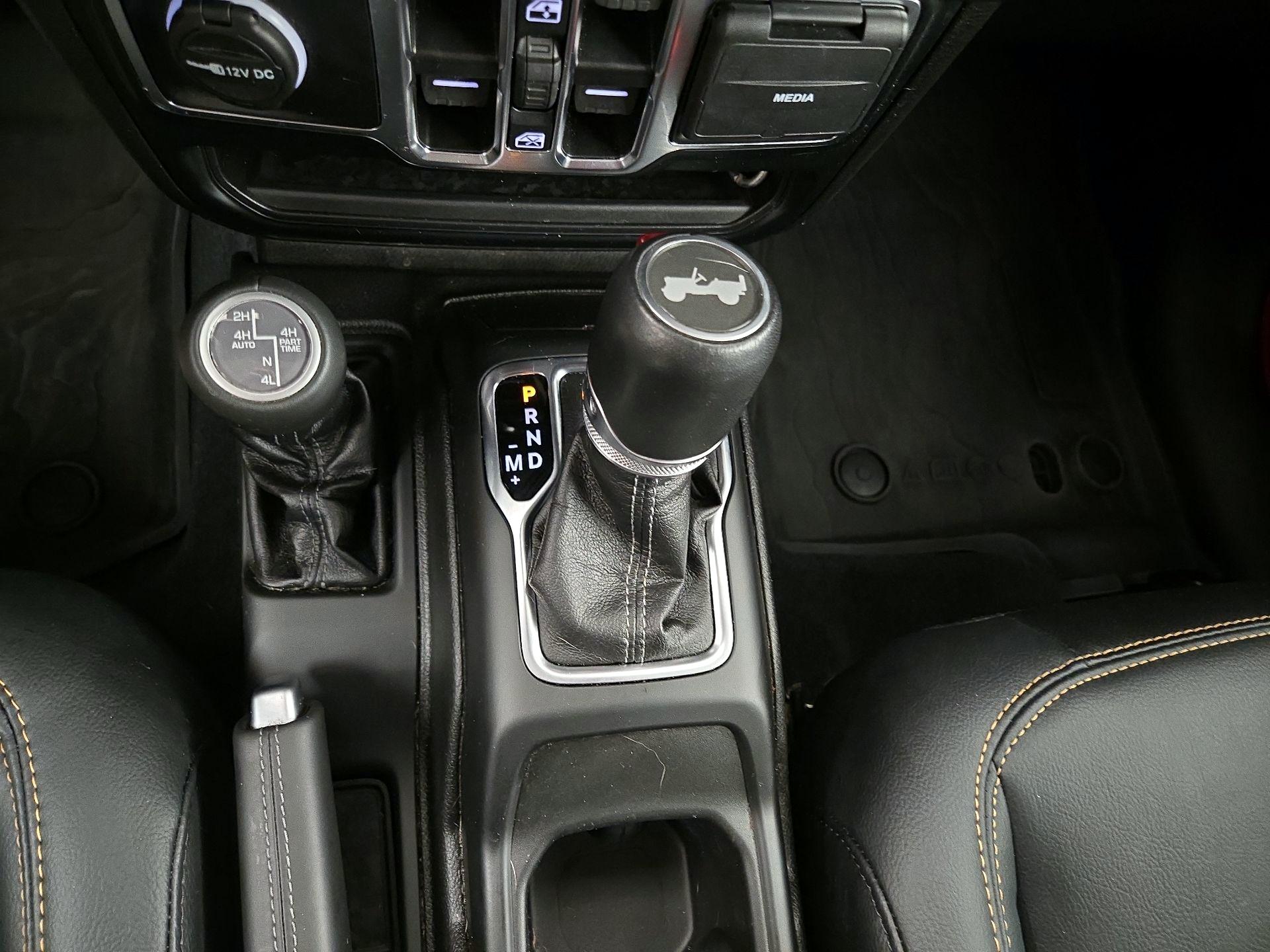 Thumbnail: 2024 Jeep Wrangler - 17