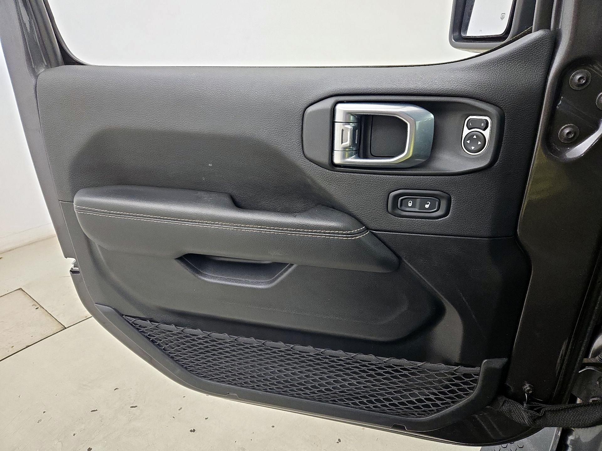 Thumbnail: 2021 Jeep Wrangler - 12