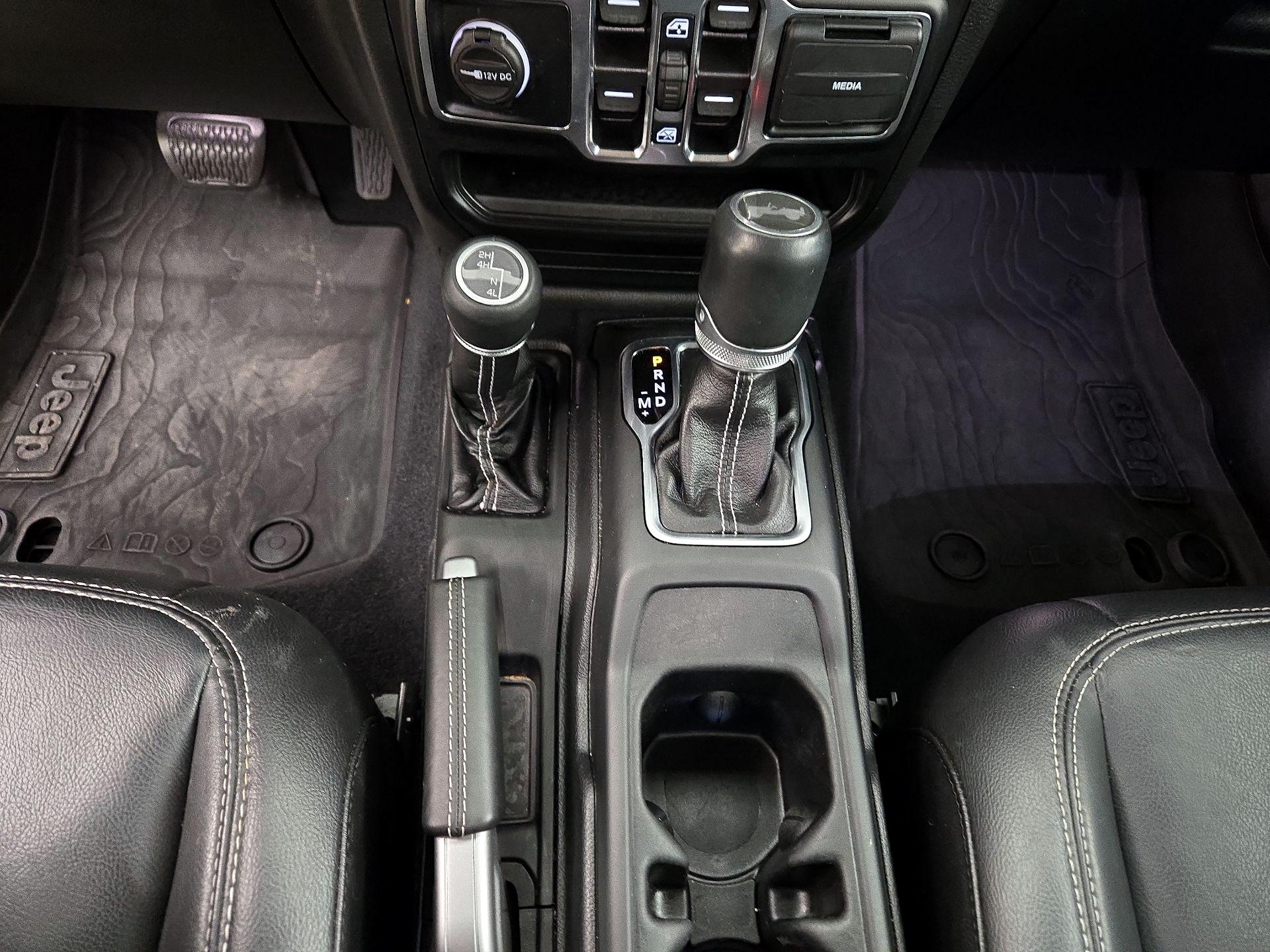 Thumbnail: 2021 Jeep Wrangler - 17