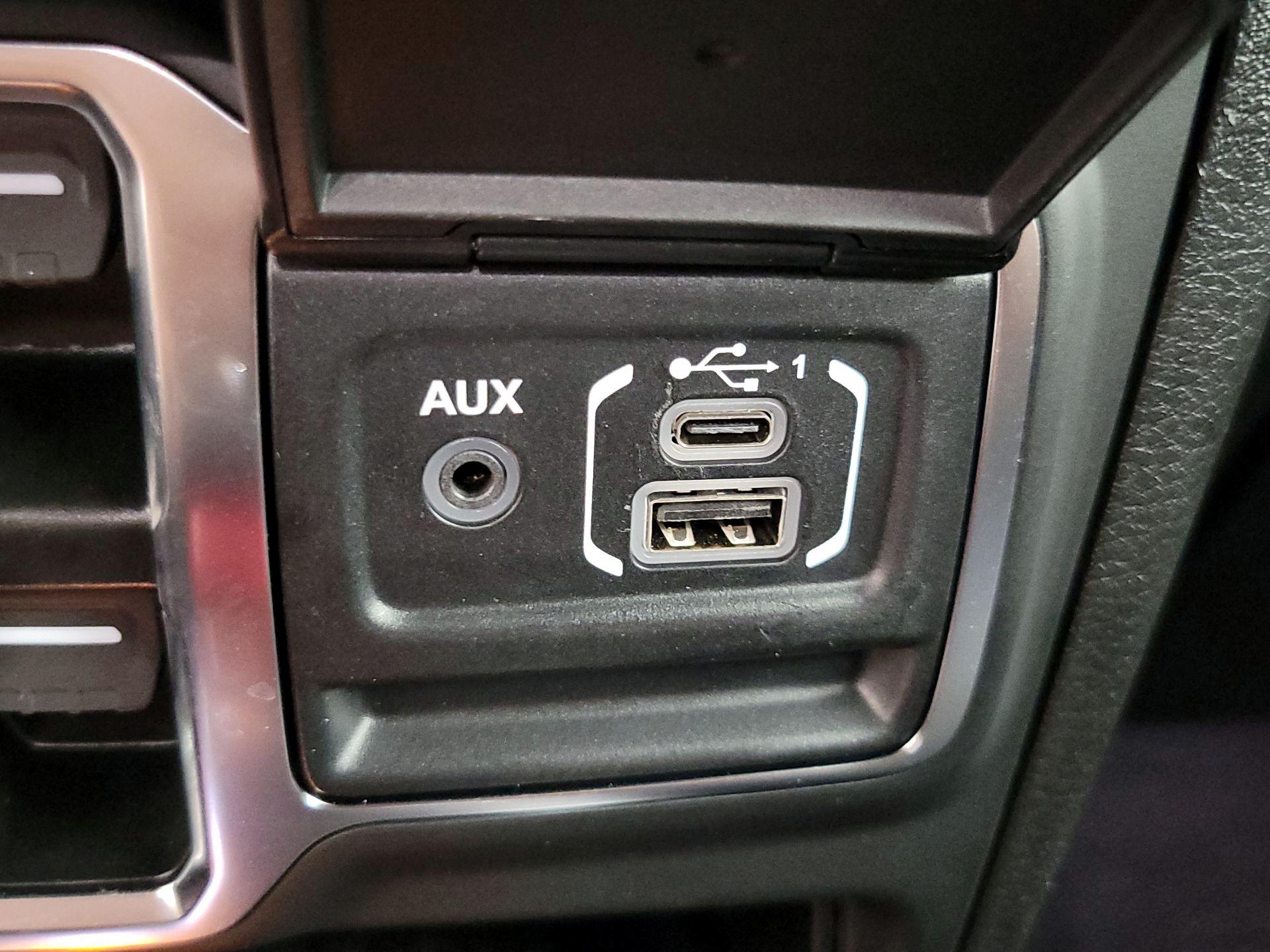 Thumbnail: 2024 Jeep Wrangler - 18