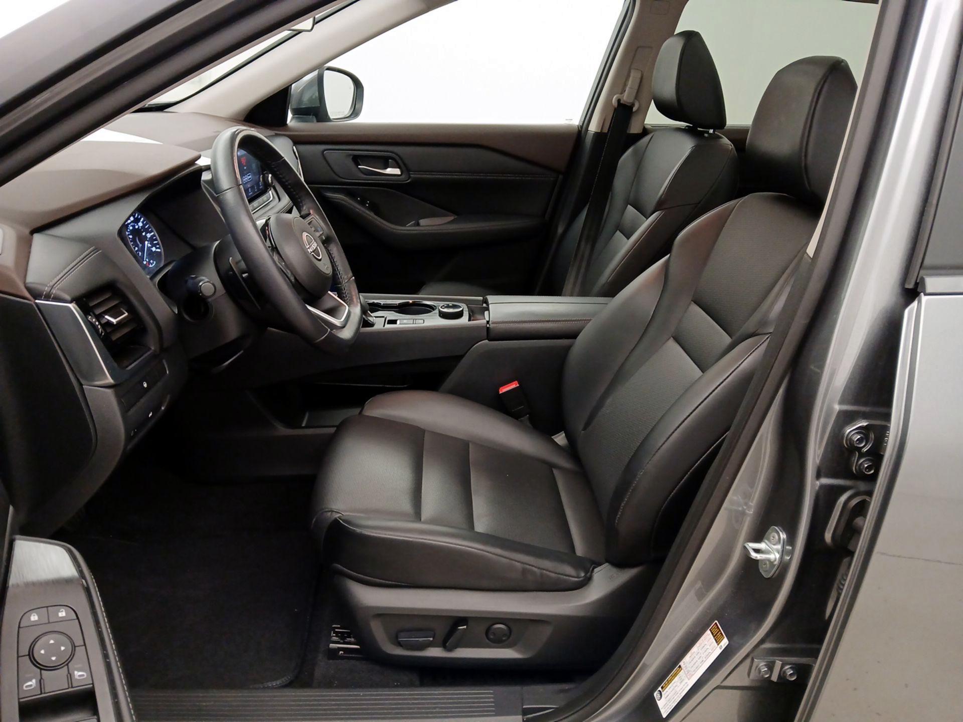 Thumbnail: 2023 Nissan Rogue - 11