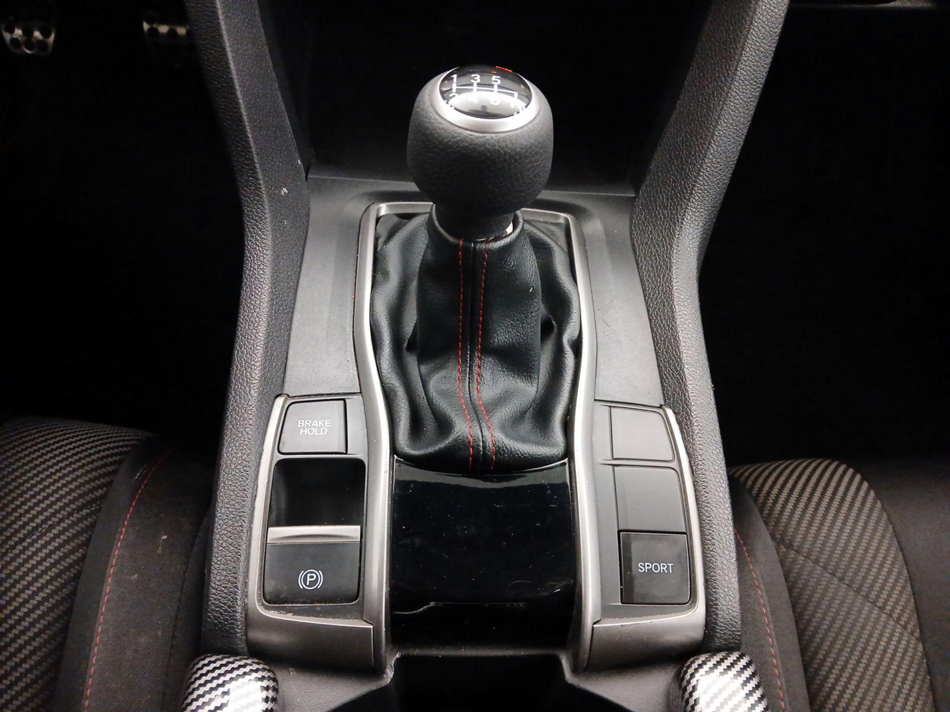 Thumbnail: 2018 Honda Civic - 17