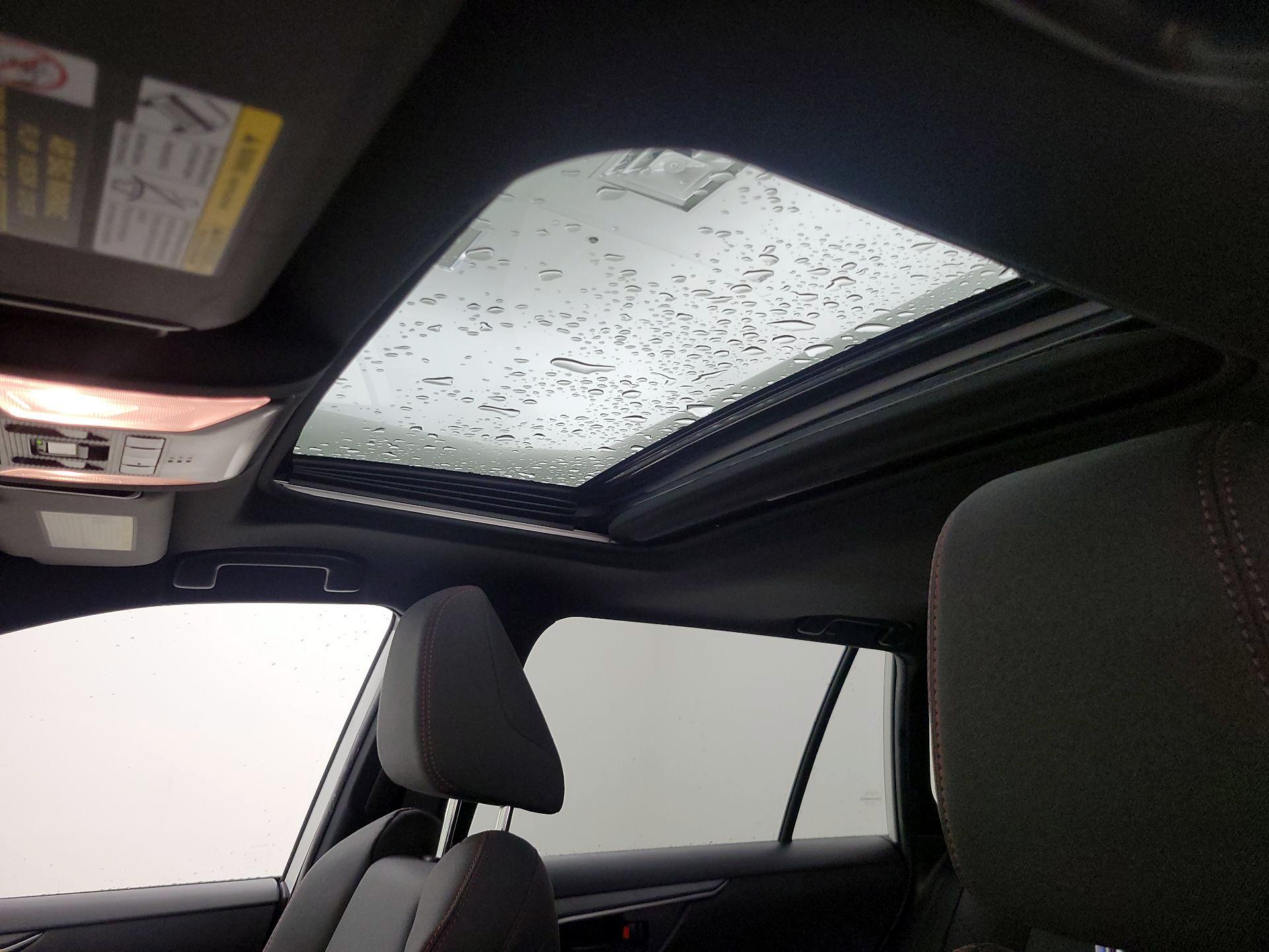 Thumbnail: 2021 Toyota RAV4 - 19