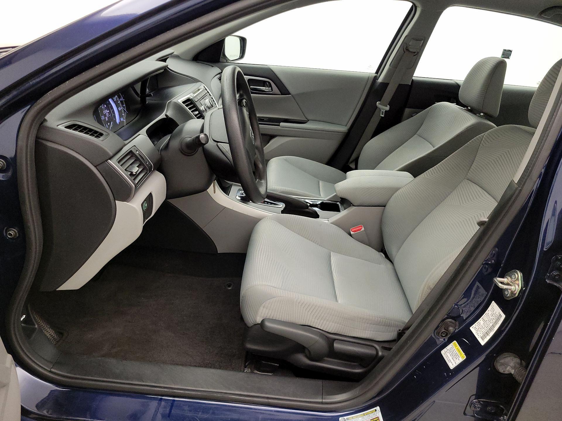 Thumbnail: 2015 Honda Accord - 11