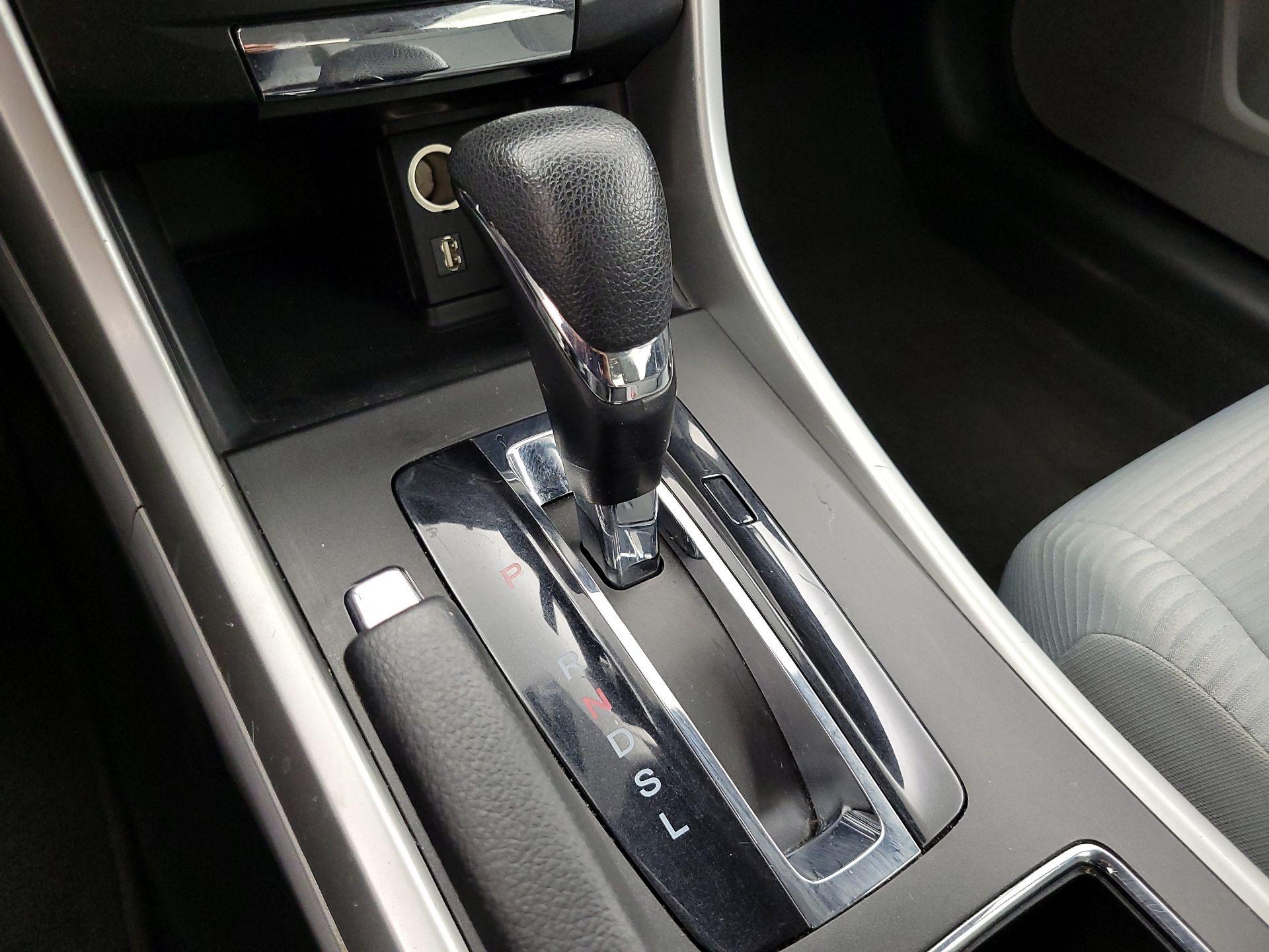 Thumbnail: 2015 Honda Accord - 17